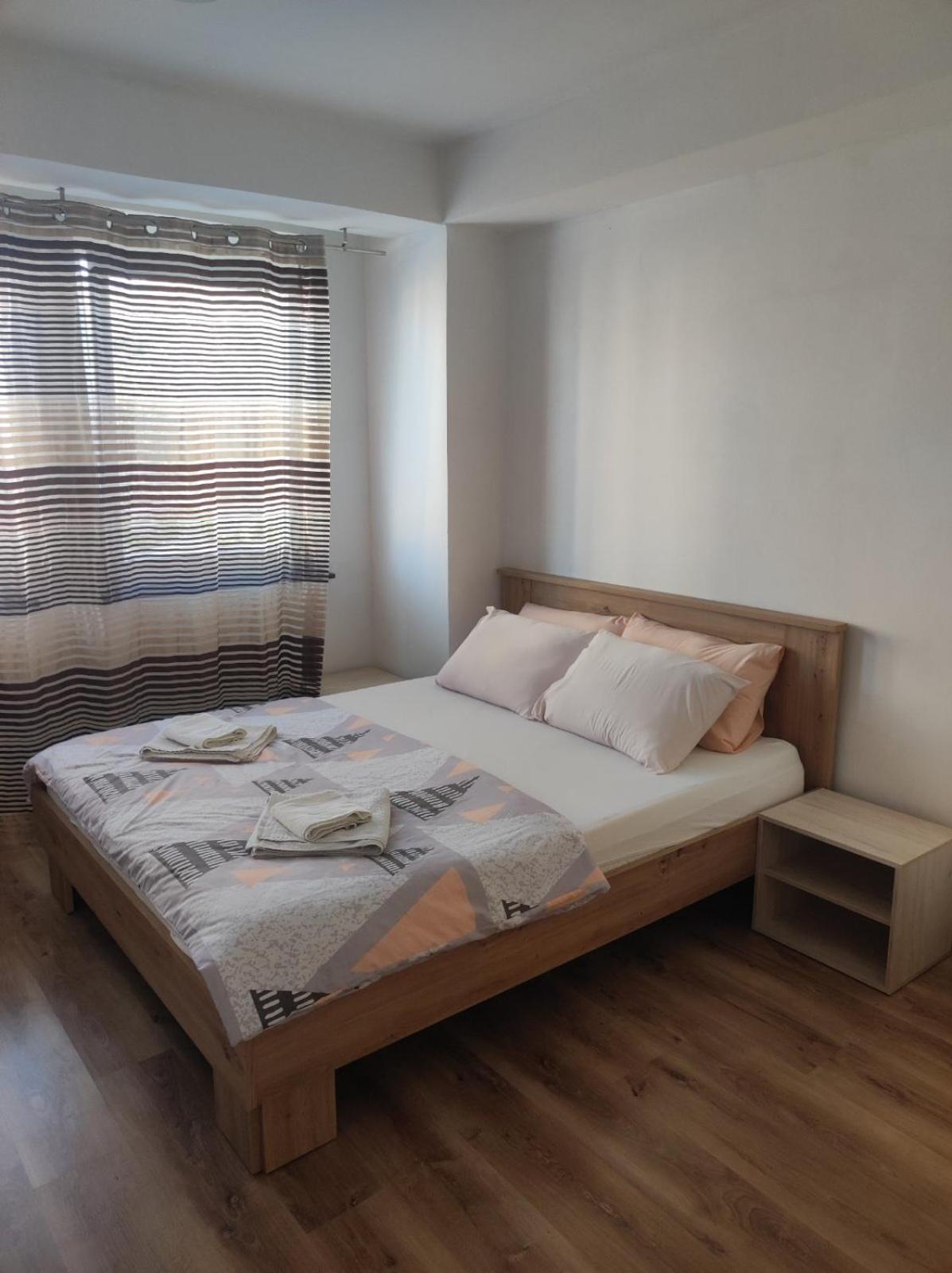 Stefea Apartment