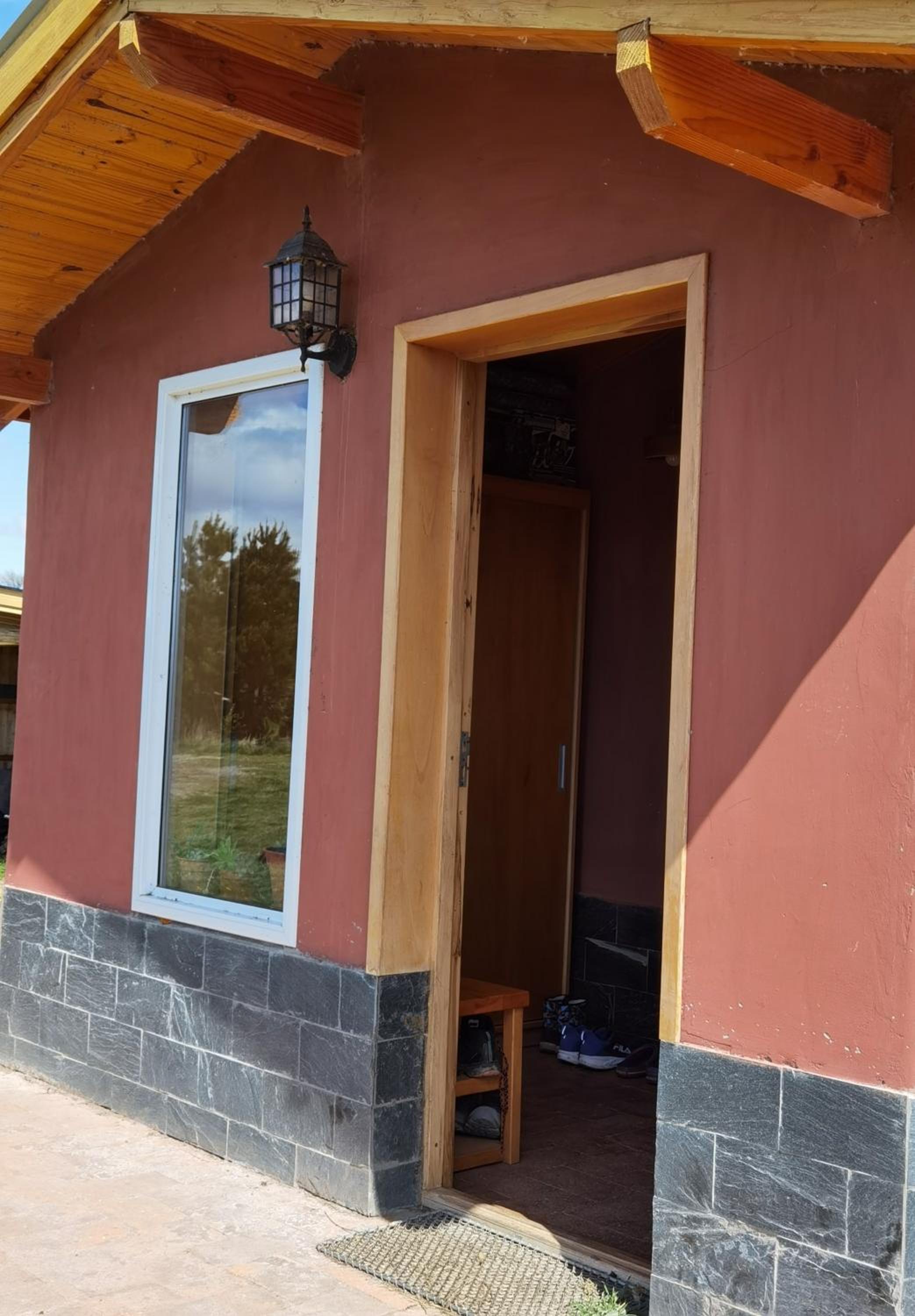 Casa familiar Fellow - Casa de Bioconstrucción a 4 km de Trevelin
