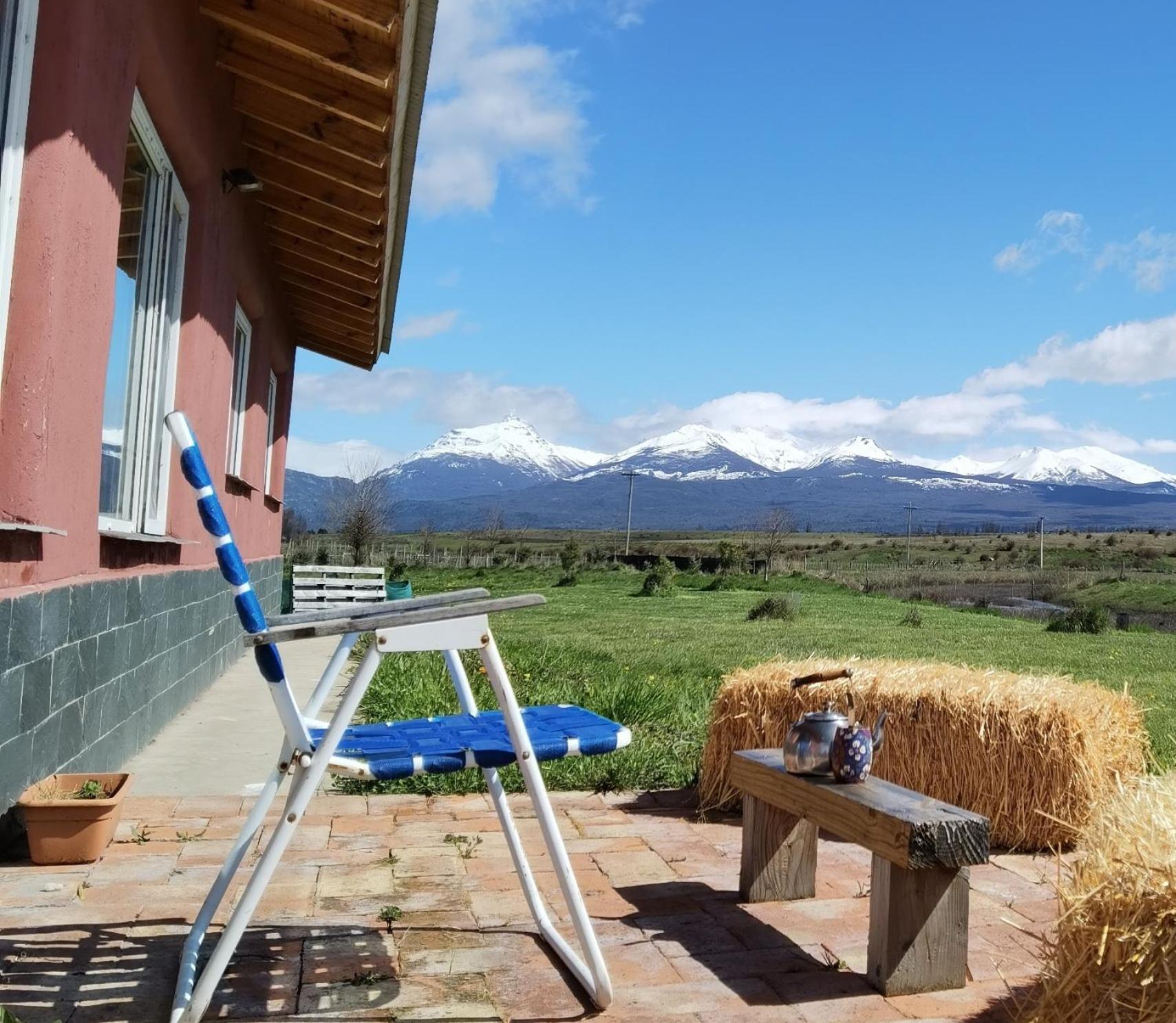 Casa familiar Fellow - Casa de Bioconstrucción a 4 km de Trevelin