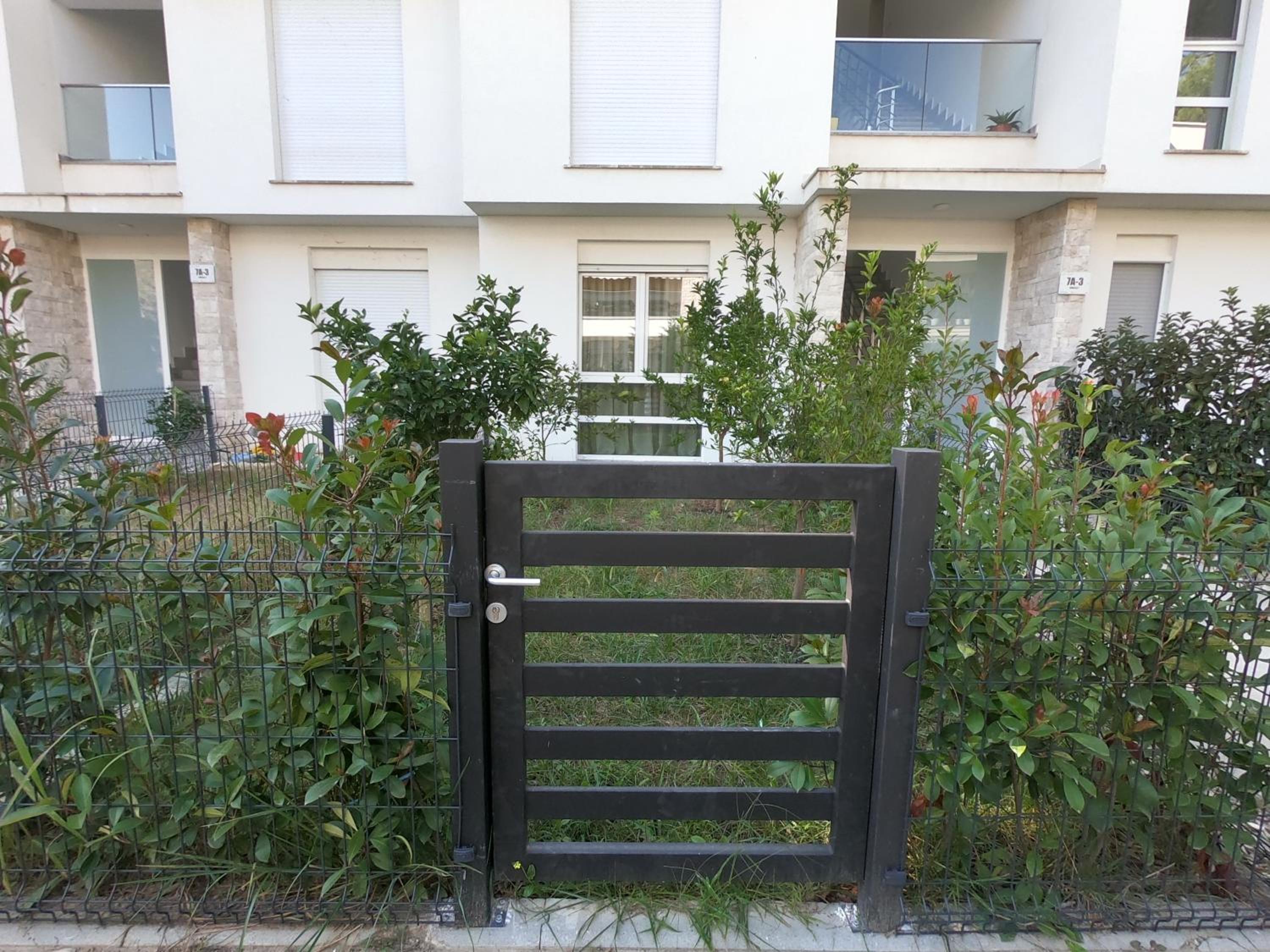 Pinegrove Apartment