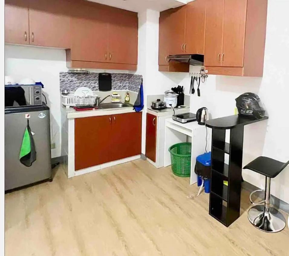 One Bedroom Condo in Eastwood Quezon City , Manila with Free fast wifi , view 5