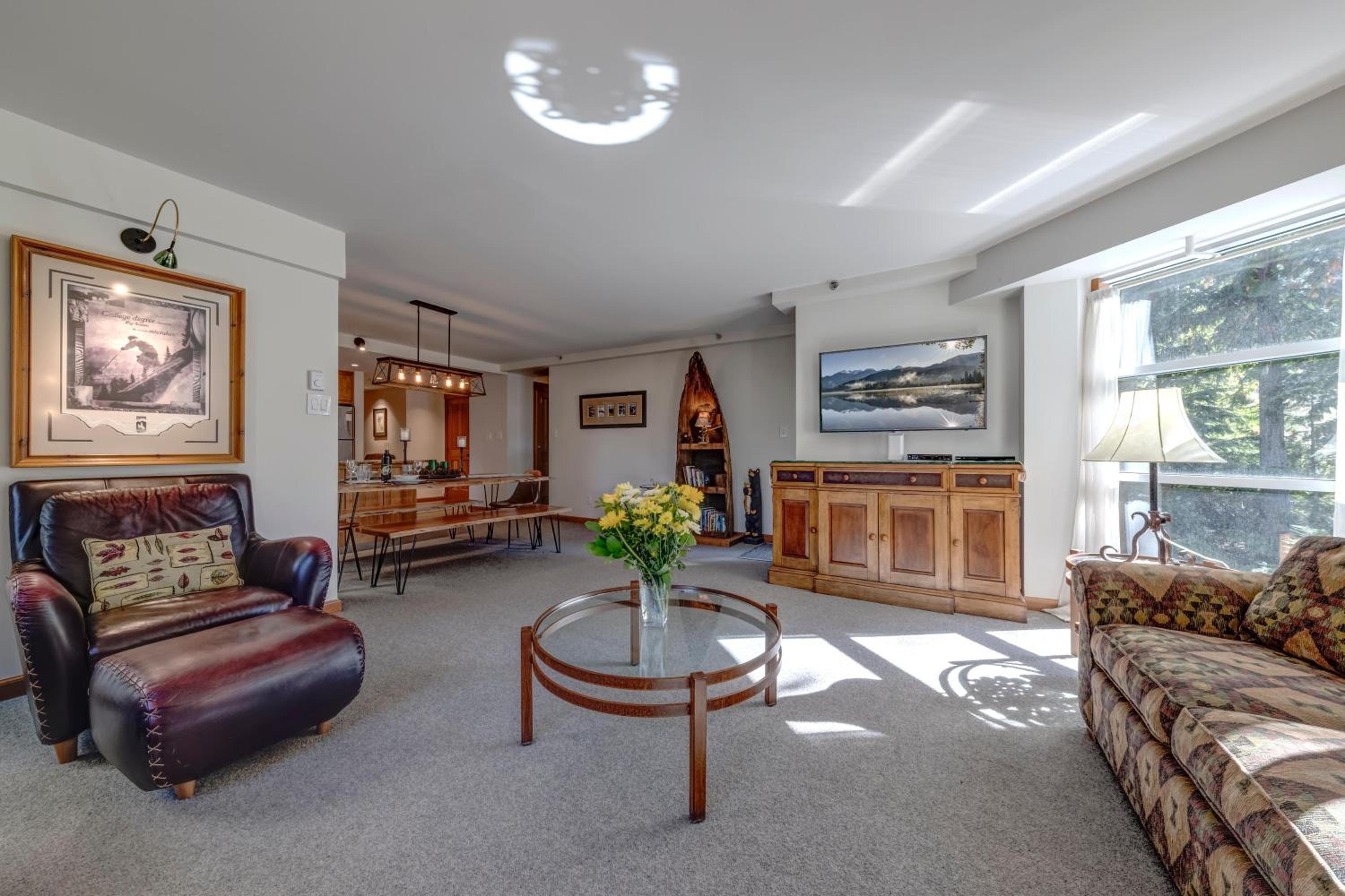 Woodrun 208 - Ski In Ski Out, Common Area Hot Tub & Pool, Fireplace