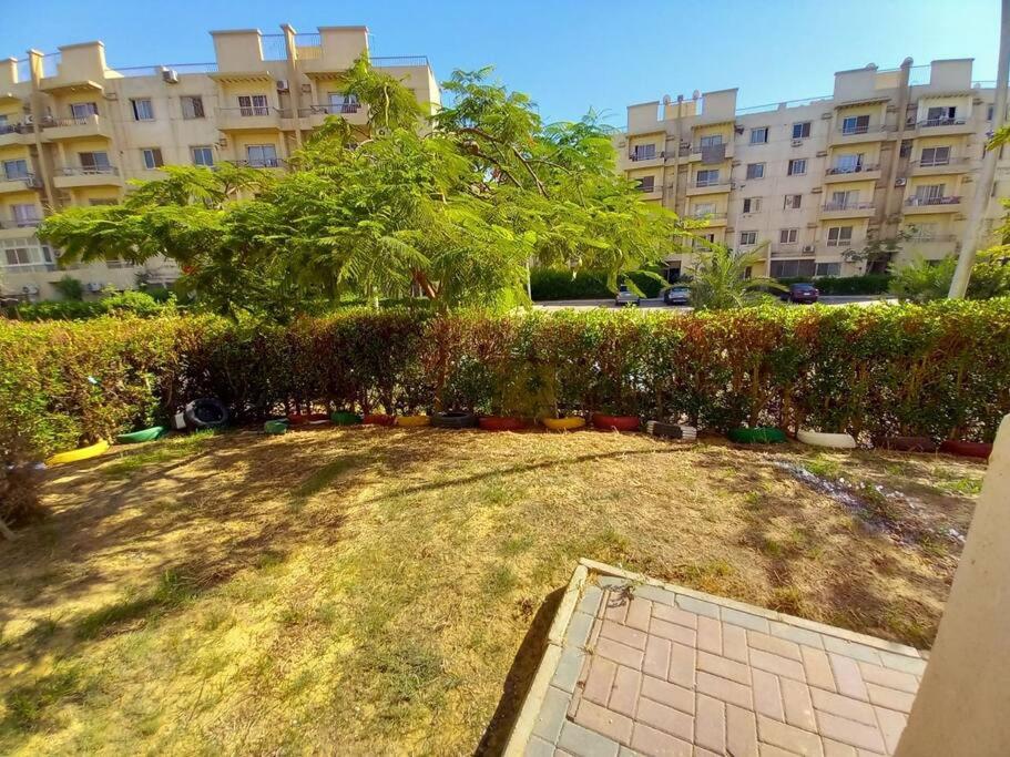 Ground studio with garden