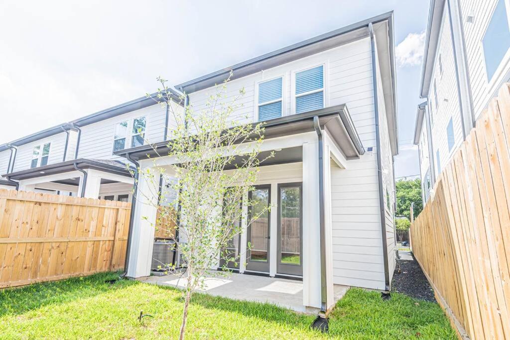 Luxury Home Near Houston Downtown & Medical Center view 5