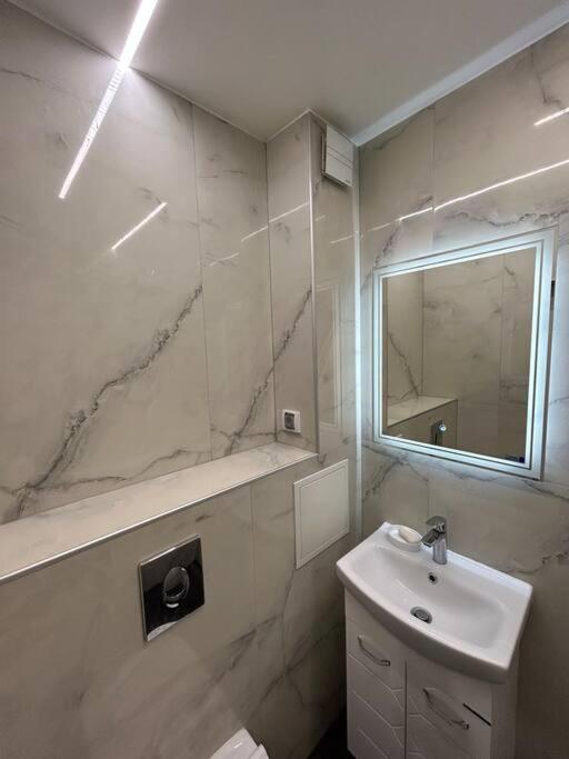 Paradise M Apartments