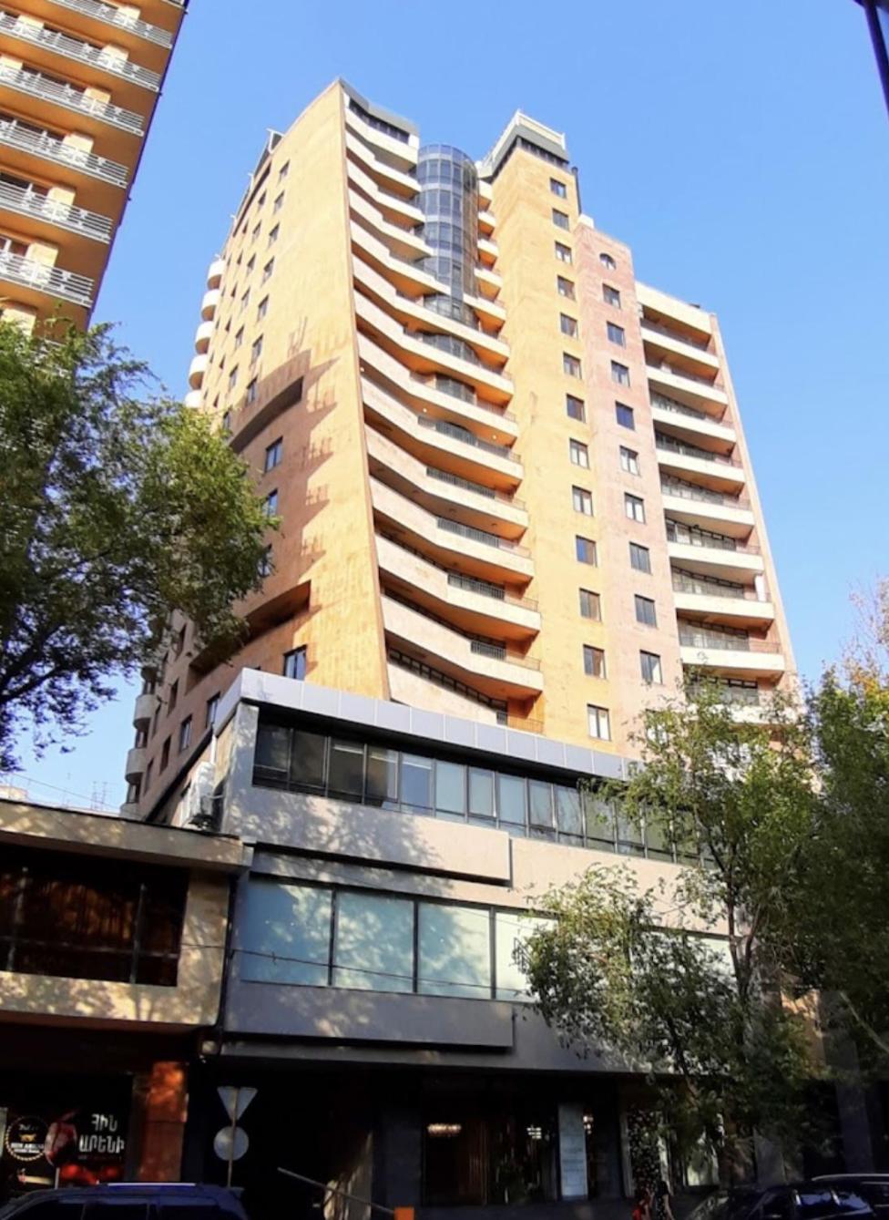 Modern Apartment Next to Ani Plaza Hotel - Yerevan - City Center