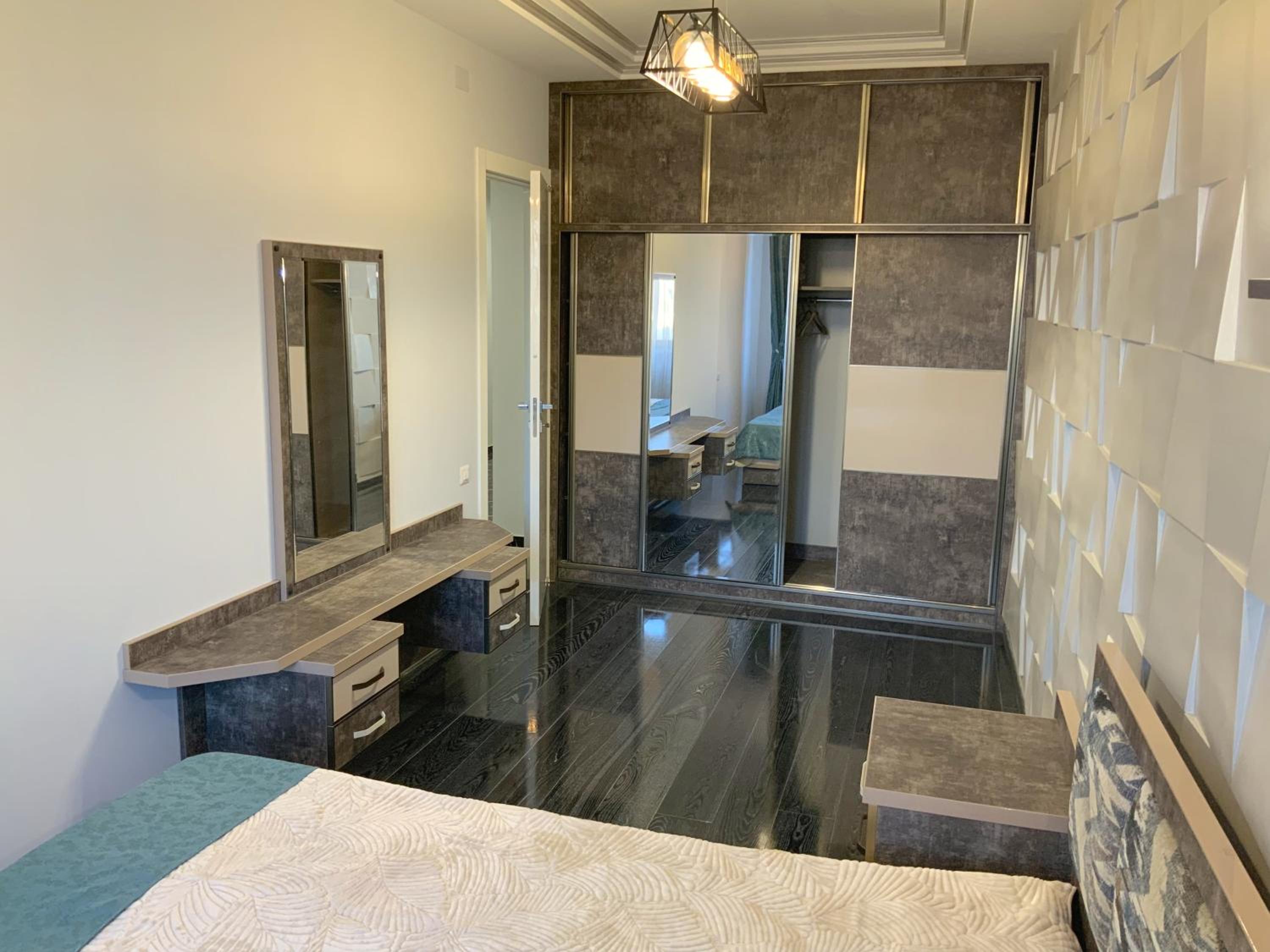 Modern Apartment Next to Ani Plaza Hotel - Yerevan - City Center