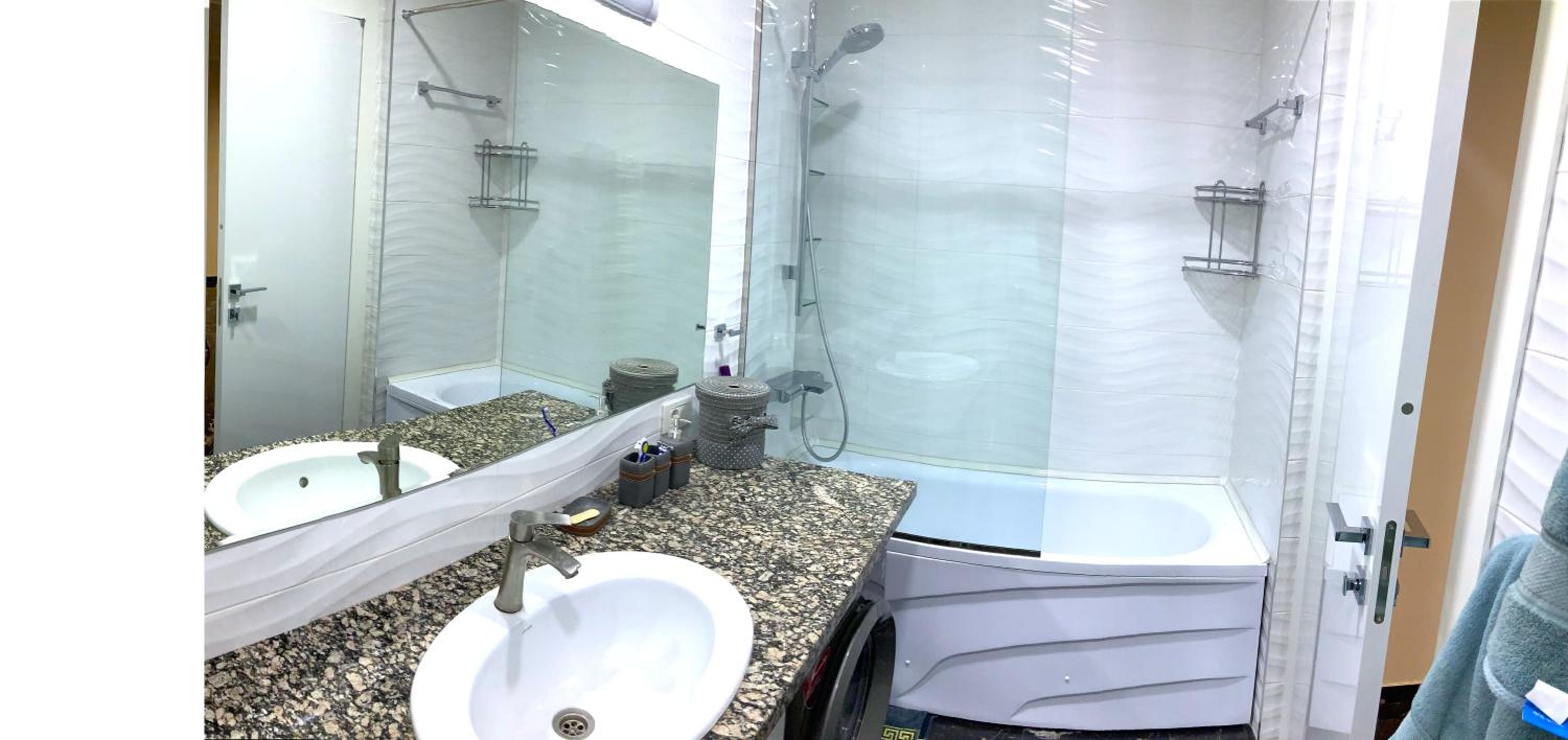 Modern Apartment Next to Ani Plaza Hotel - Yerevan - City Center
