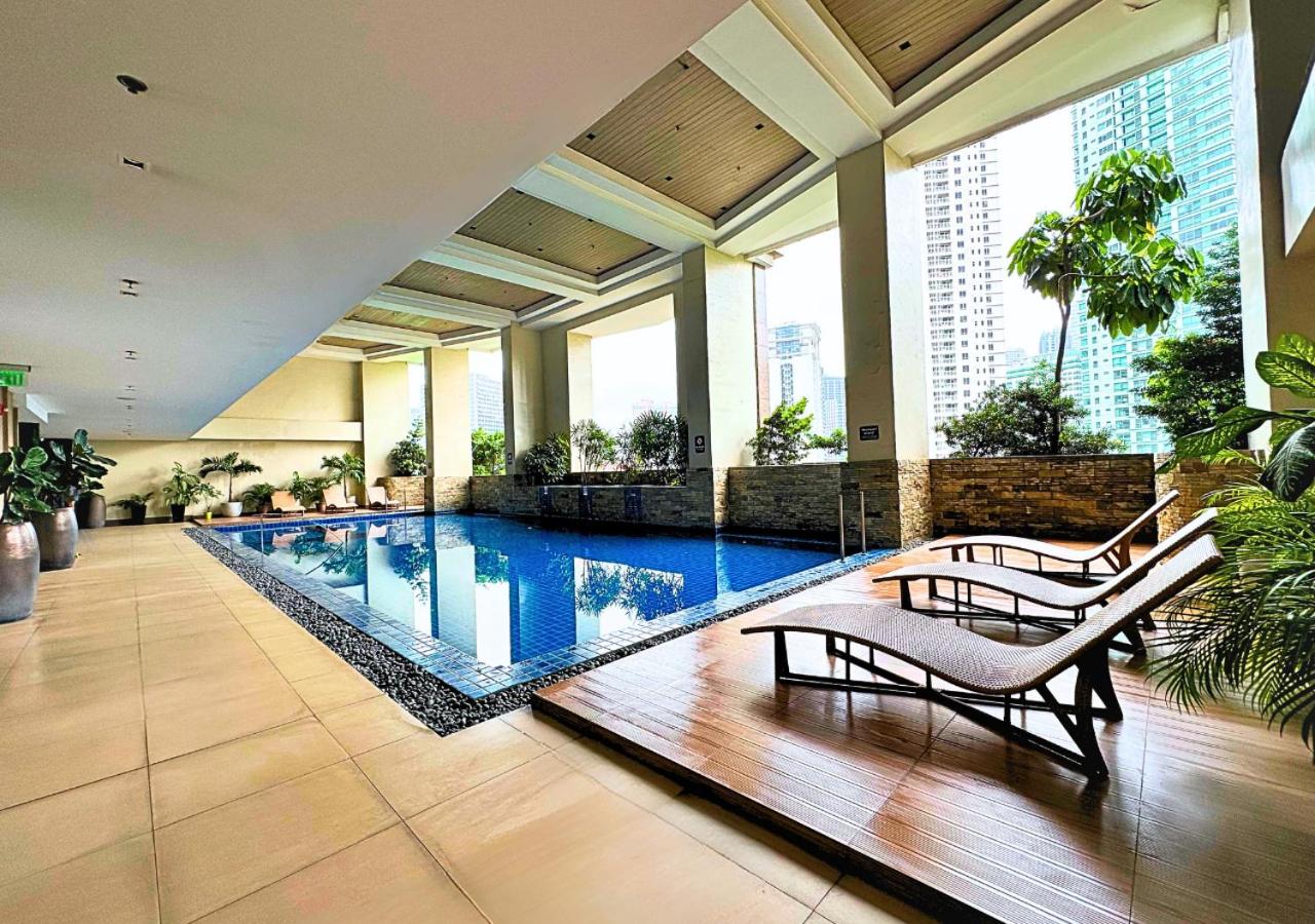 KL Tower Makati near Greenbelt with free access to gym, sauna & 100Mbps Wi-fi