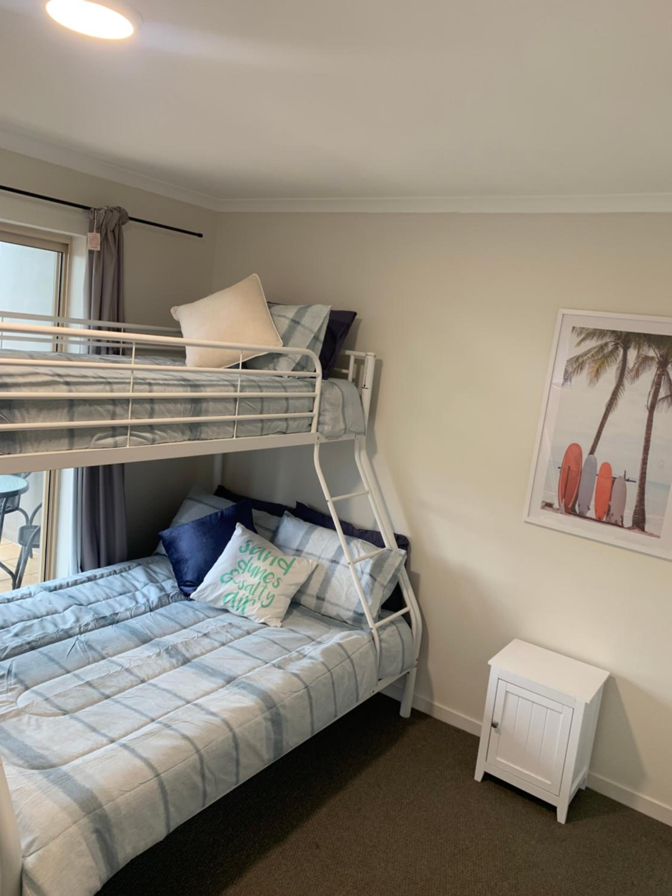Ocean View 2 Brm Marine Pde Pacific Royal now with Air Conditioning
