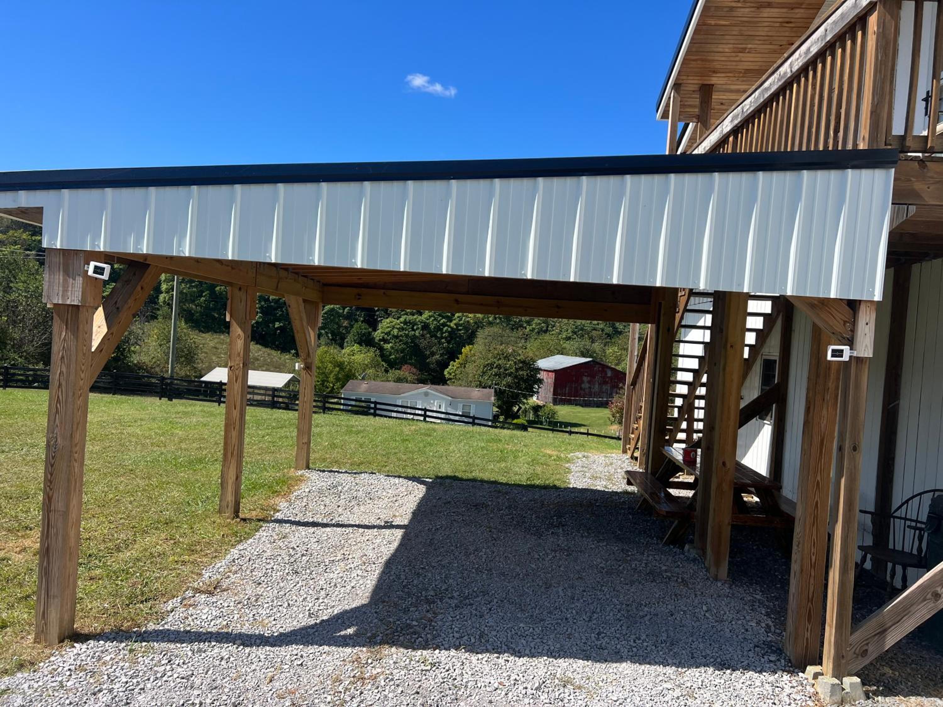 Harris Farm Barn Apartment view 5