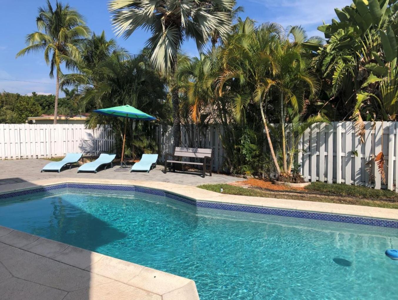2 Fabulous Villas 4 Minutes From the Beach view 5