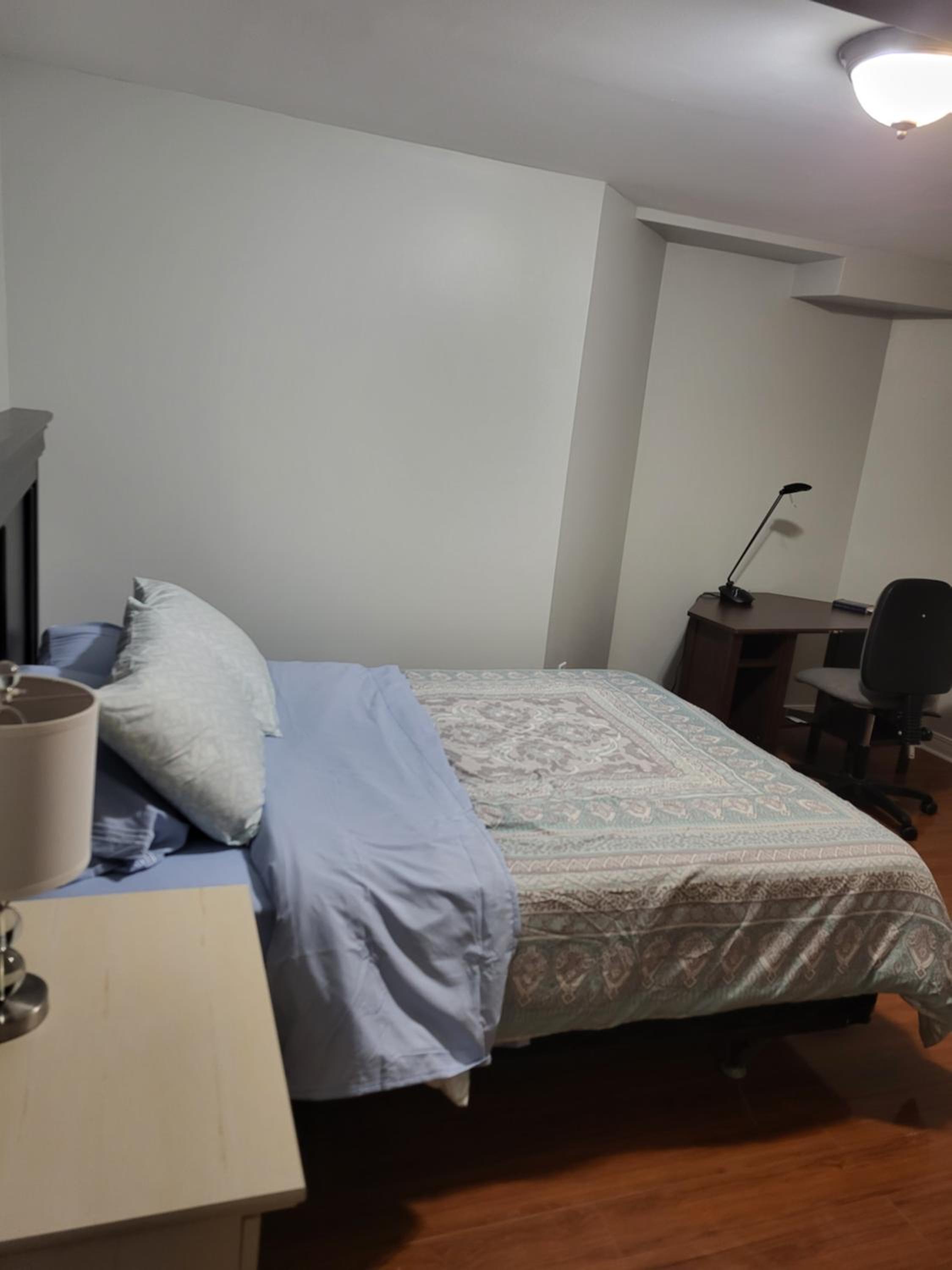 Lovely Guest Entire Apartment Minutes From Ottawa Airport