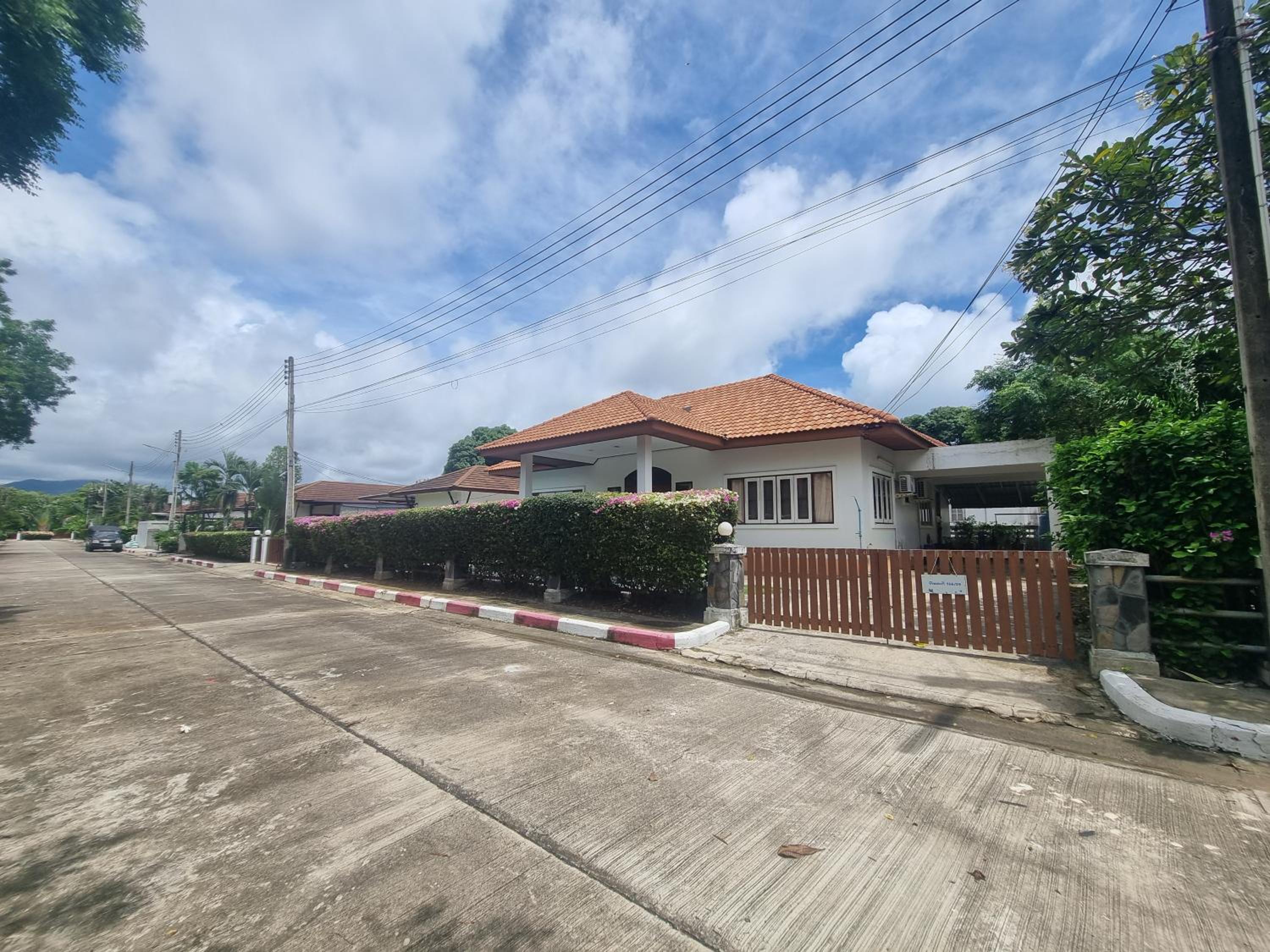 Mae Rampung Beach House Pool Villa view 4
