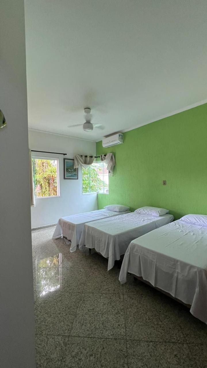 Casa de praia Bertioga Riviera Guaratuba 20 metros da praia