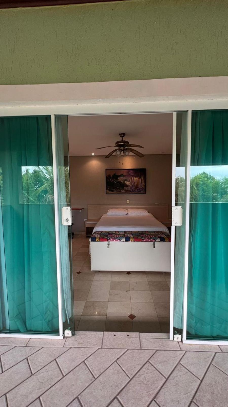 Casa de praia Bertioga Riviera Guaratuba 20 metros da praia