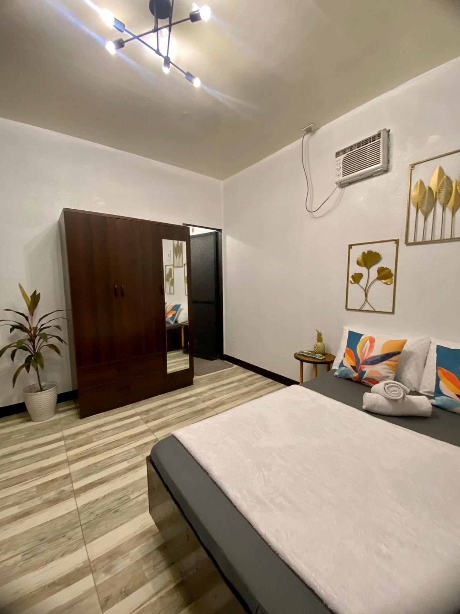 Shanti's Inn view 3