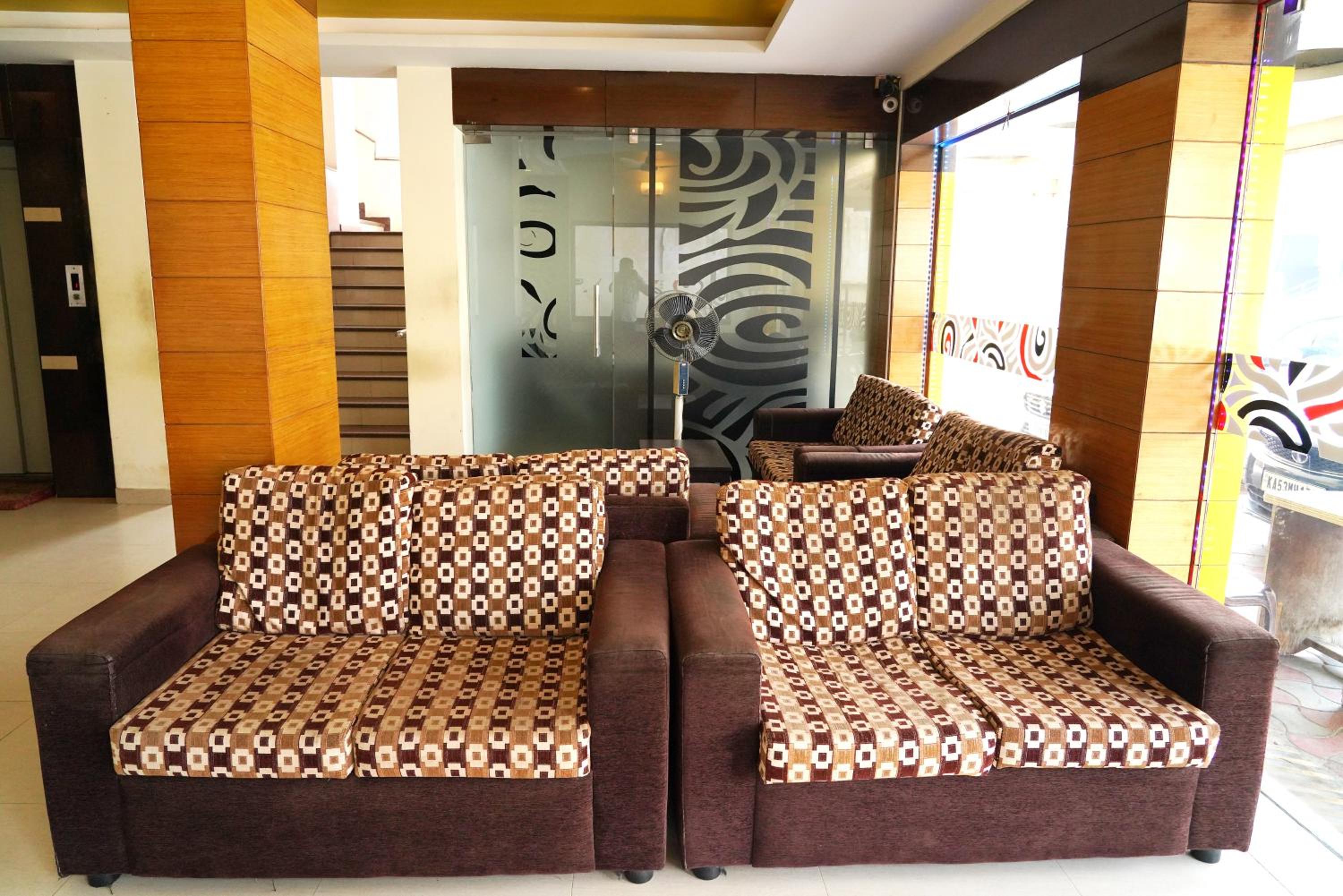 sitthi residency