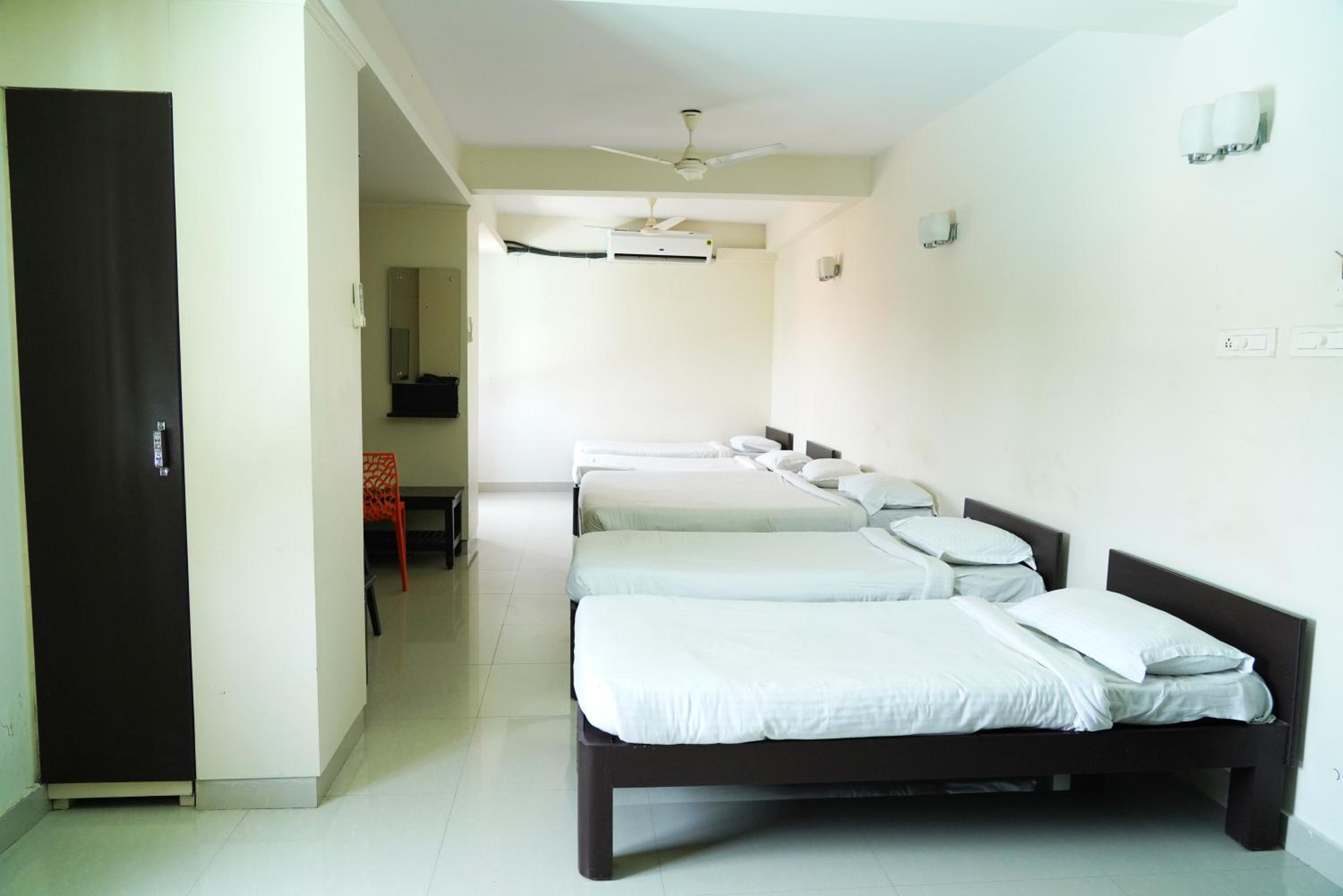 sitthi residency
