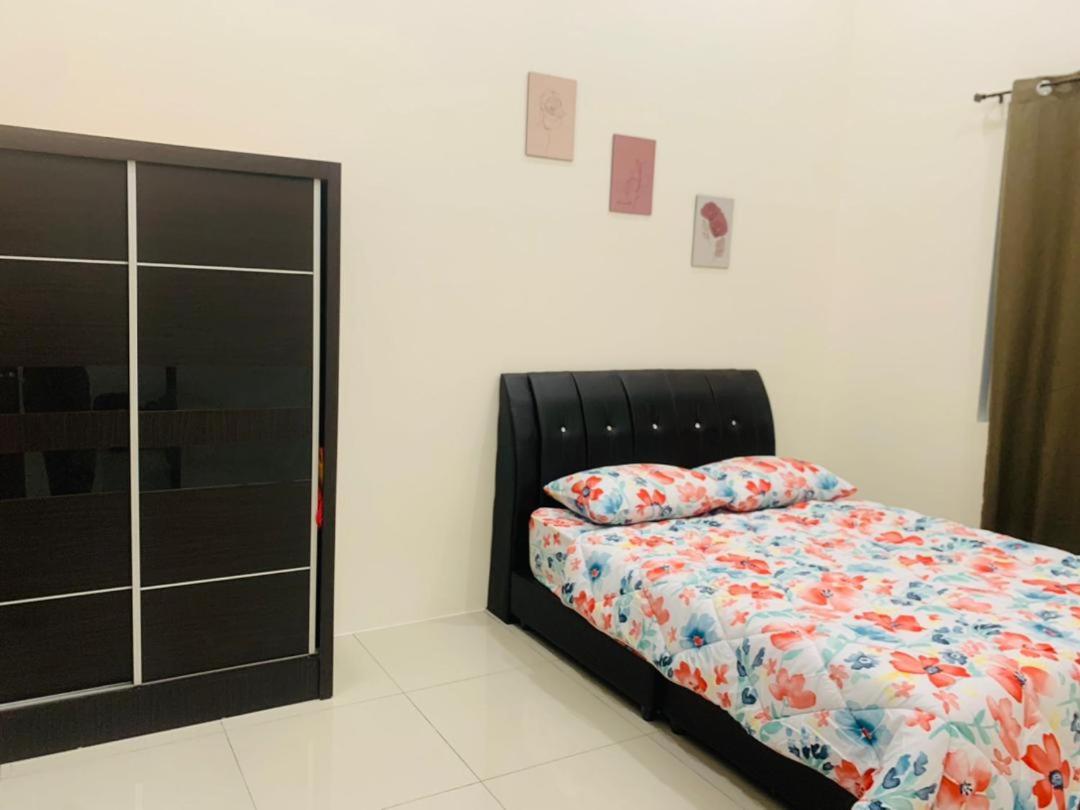 HOMESTAY RIZQI