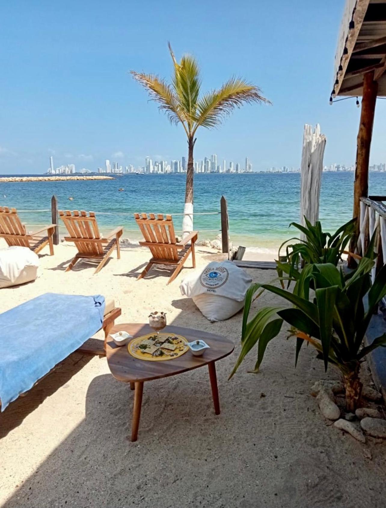 Mira Mira Beach