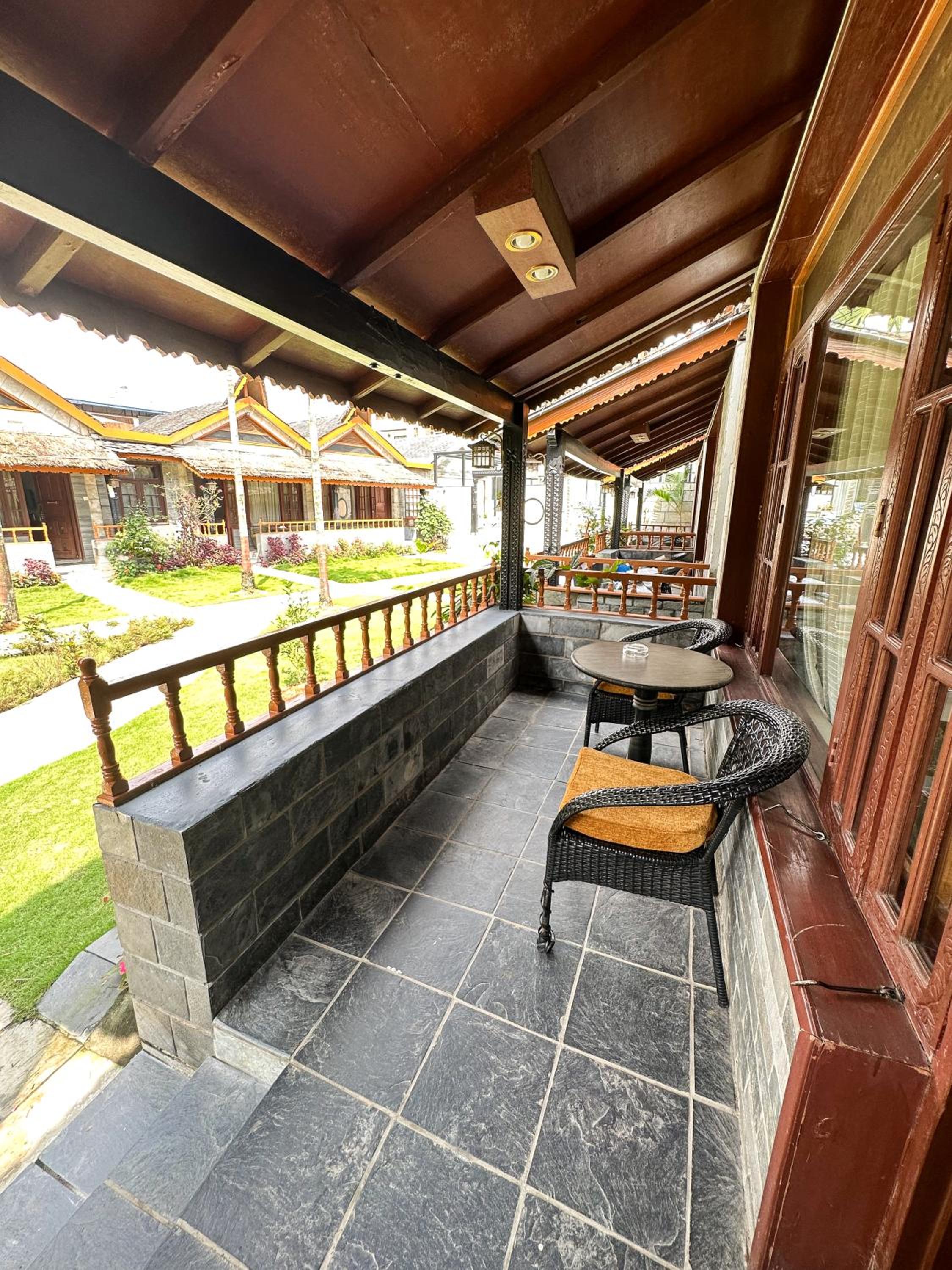Lake View Resort