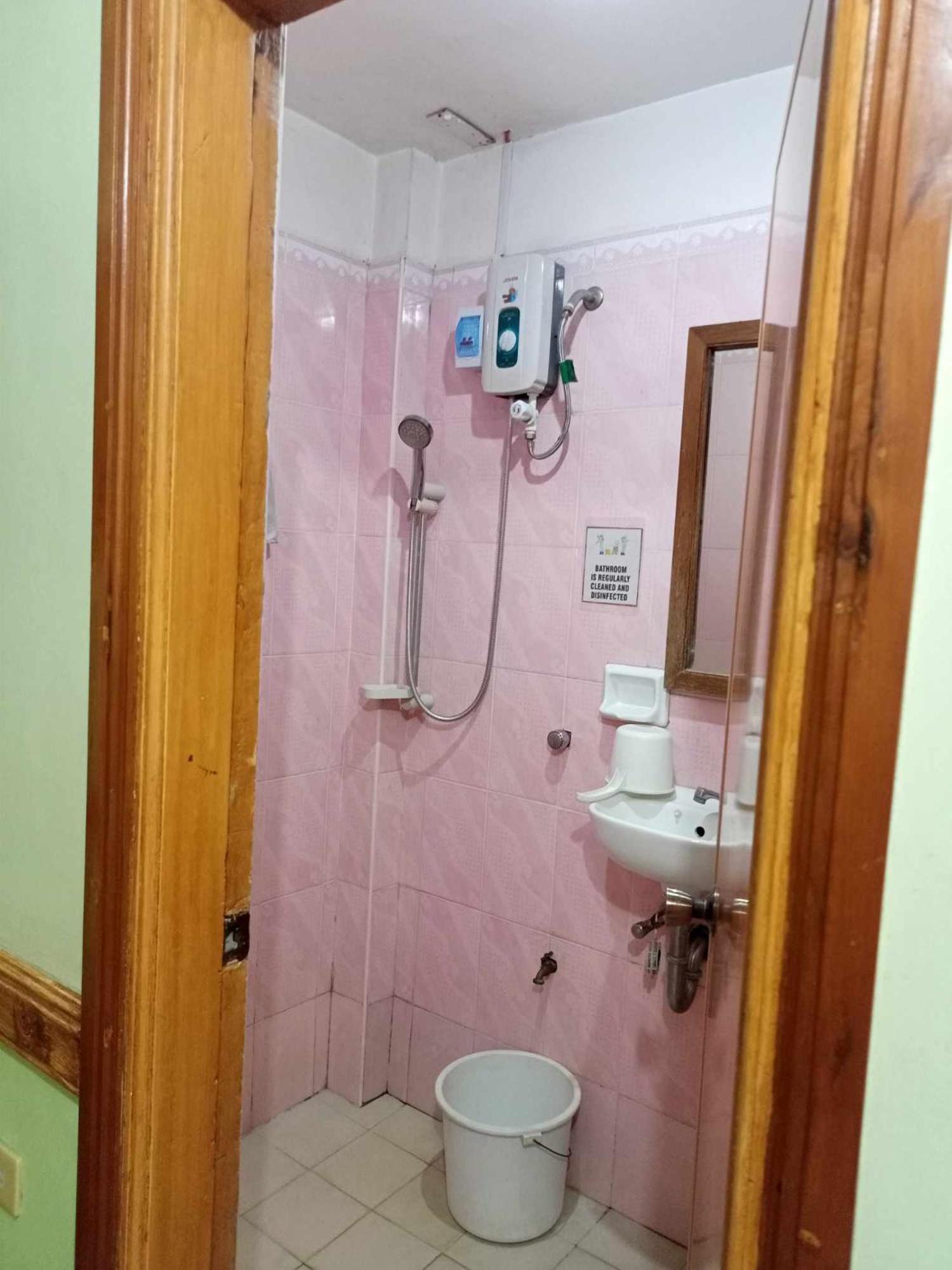 Regular Room in Casa de Piedra Pension House view 3