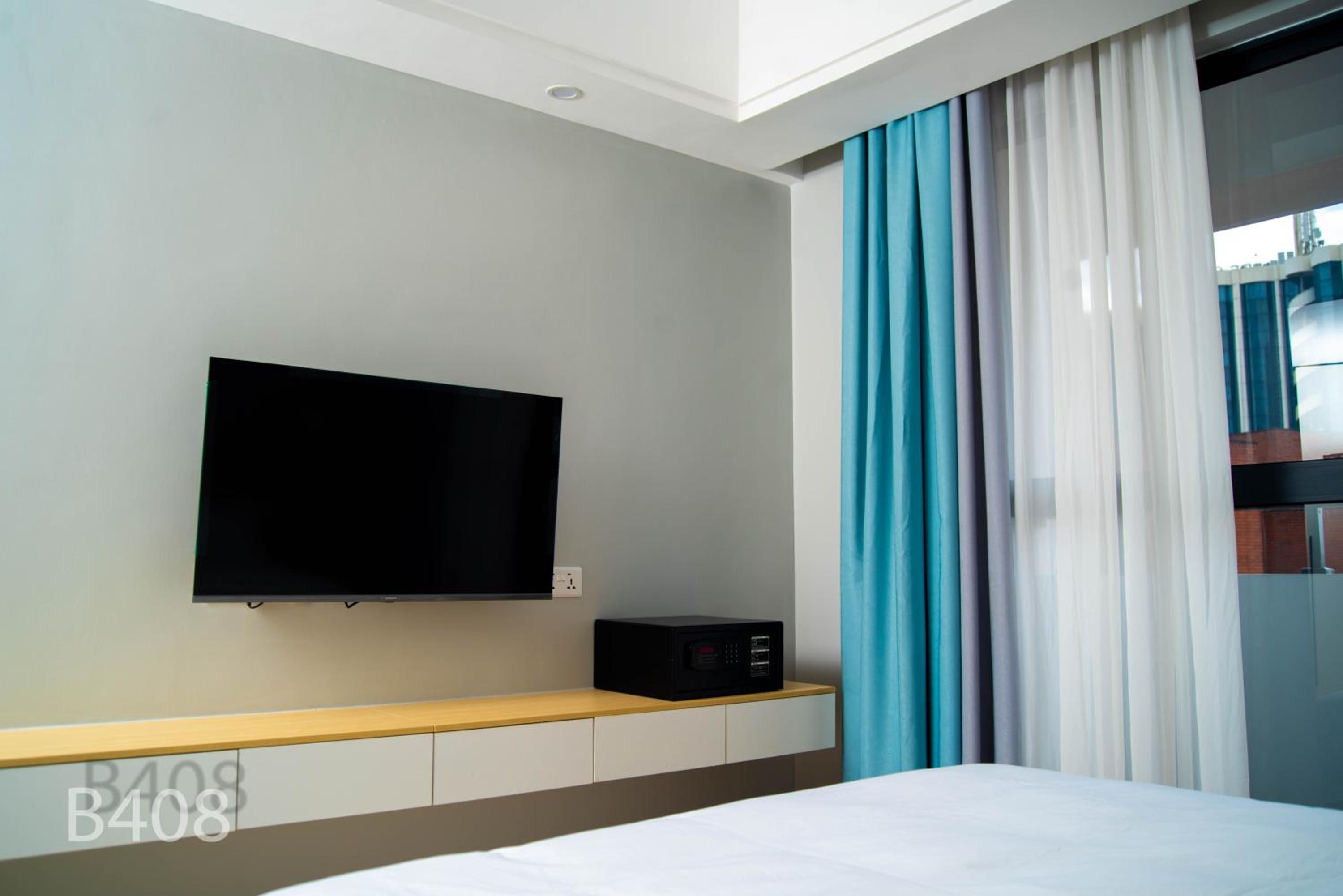 Laurel Living Studio