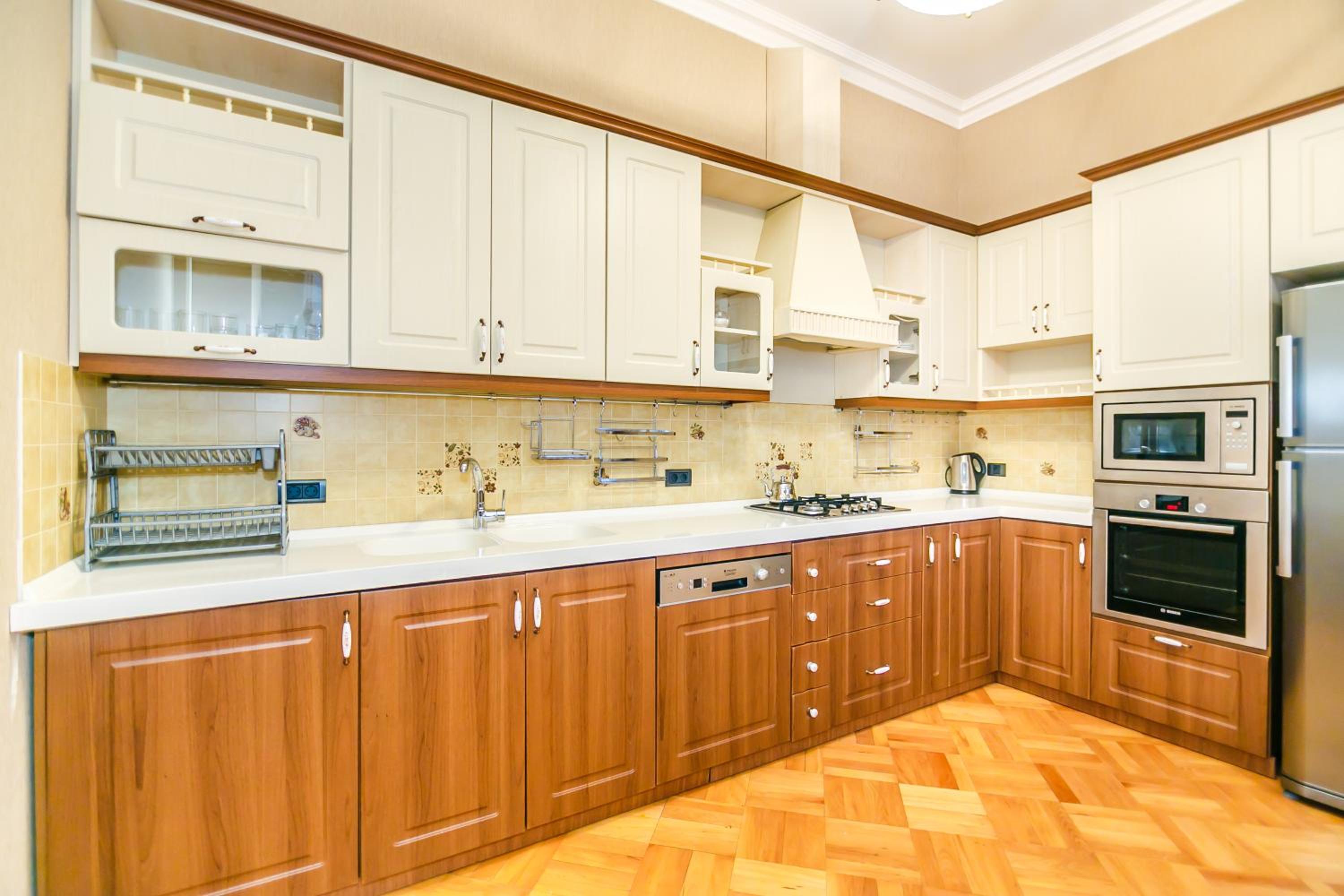 Apartment on Metro Sahil