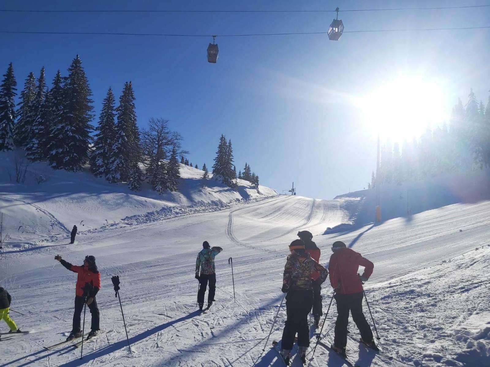 Apartman Bella Vista Jahorina - pogled na stazu