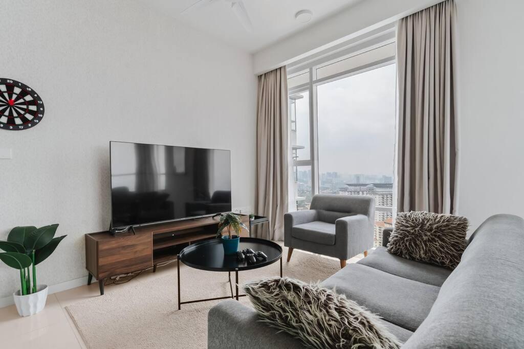 KLCC View-PS4-Netflix-Pool-8pax-KL East TheRidge