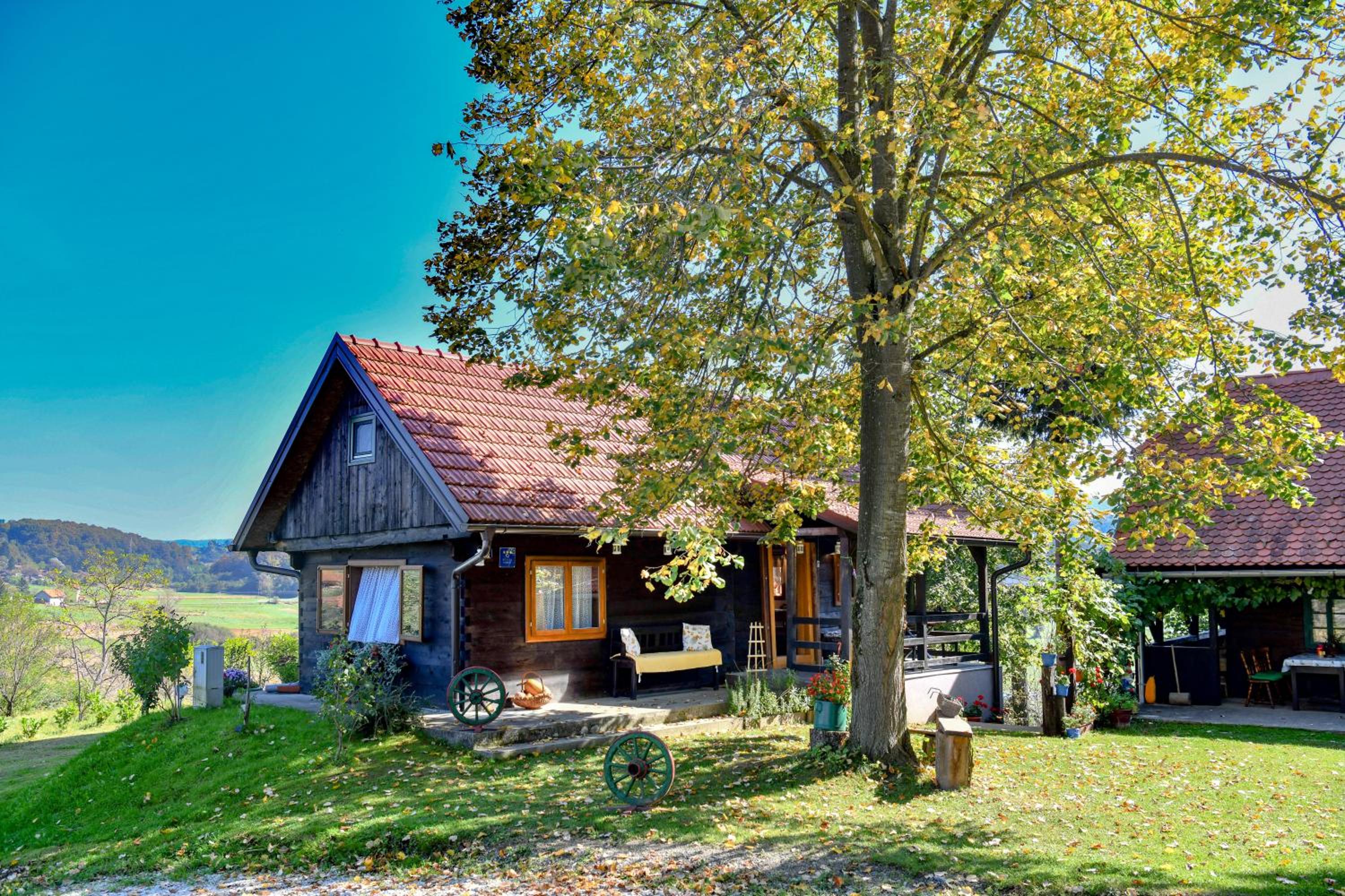 Hotel Holiday Home BIBA With Heated Outdoor Pool - Image 1