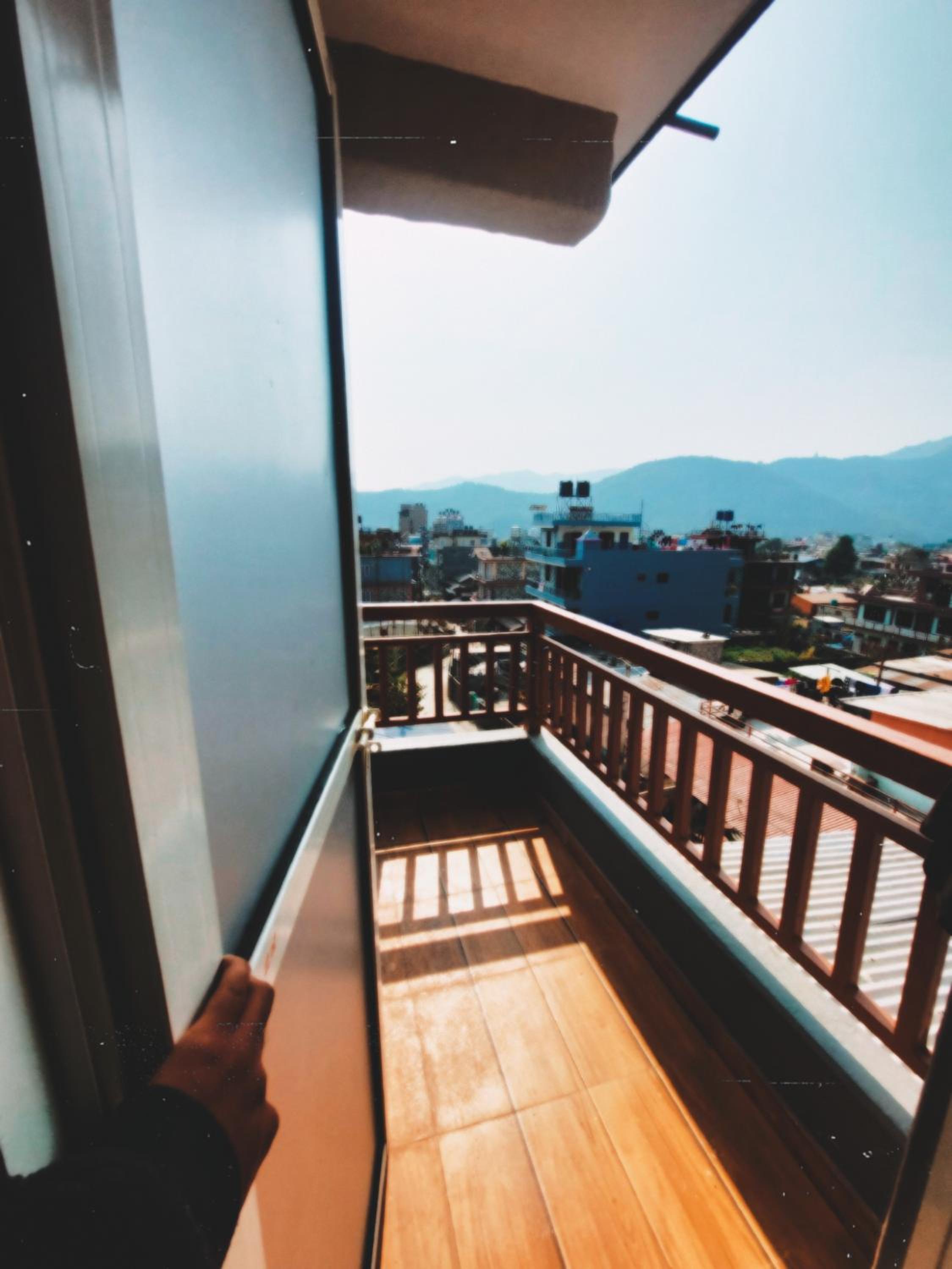 Nishan Apartments -Lakeside view 3