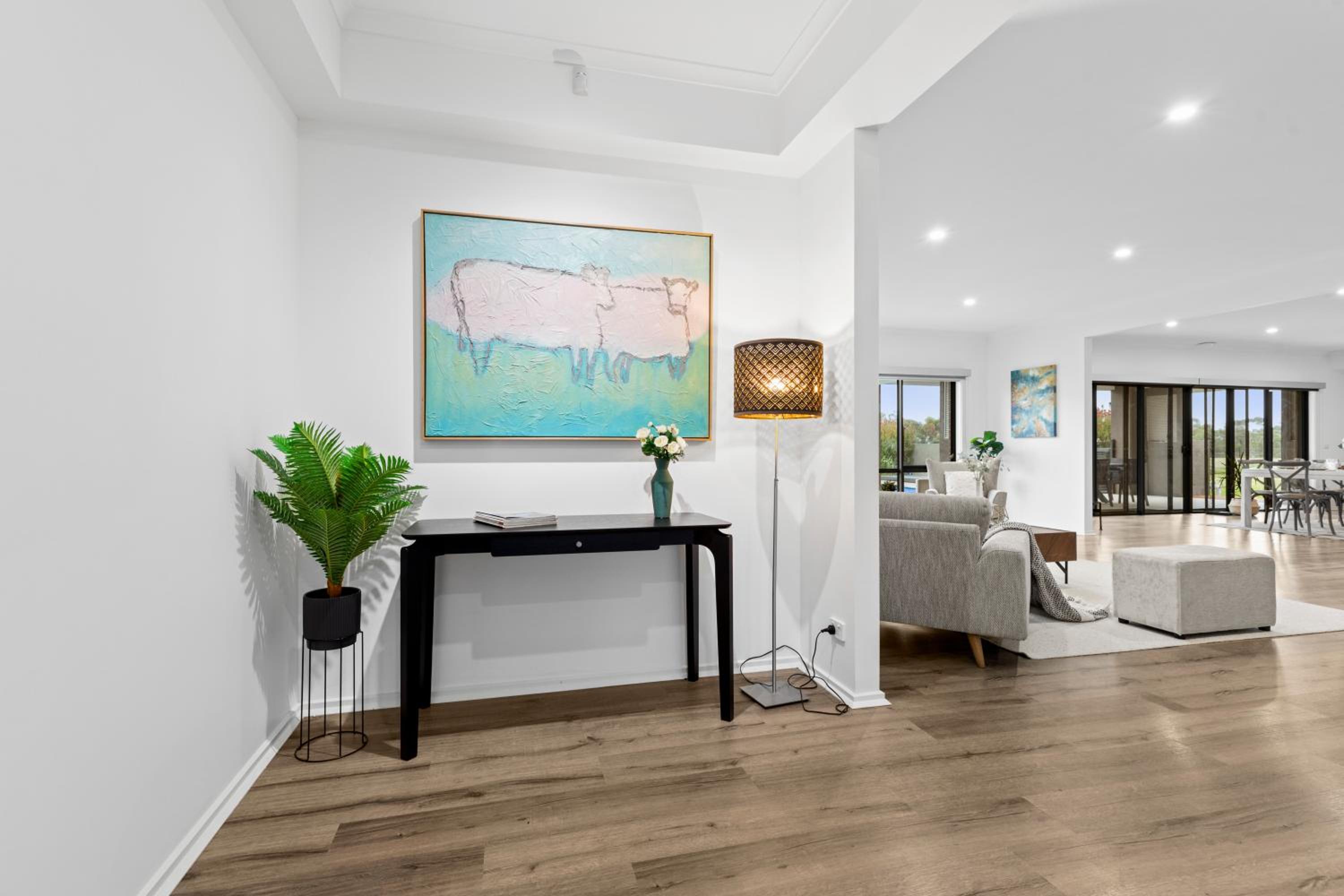 10BR Great Ocean farmstay for 20 people