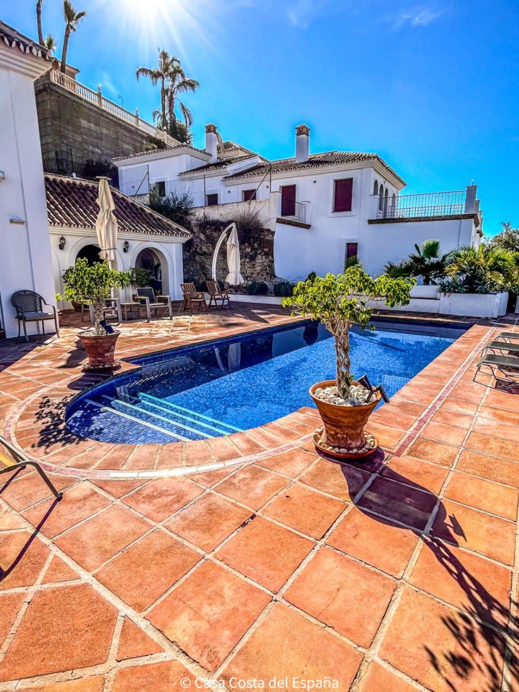 Luxurious Villa - Coín
