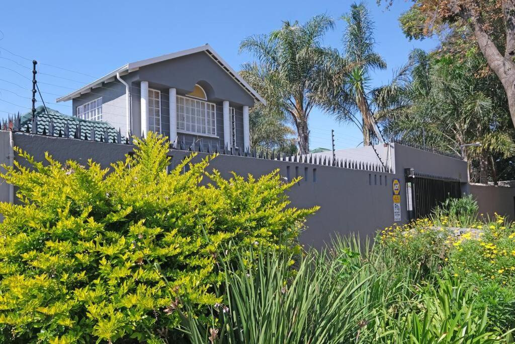 Sun Garden Cottage
