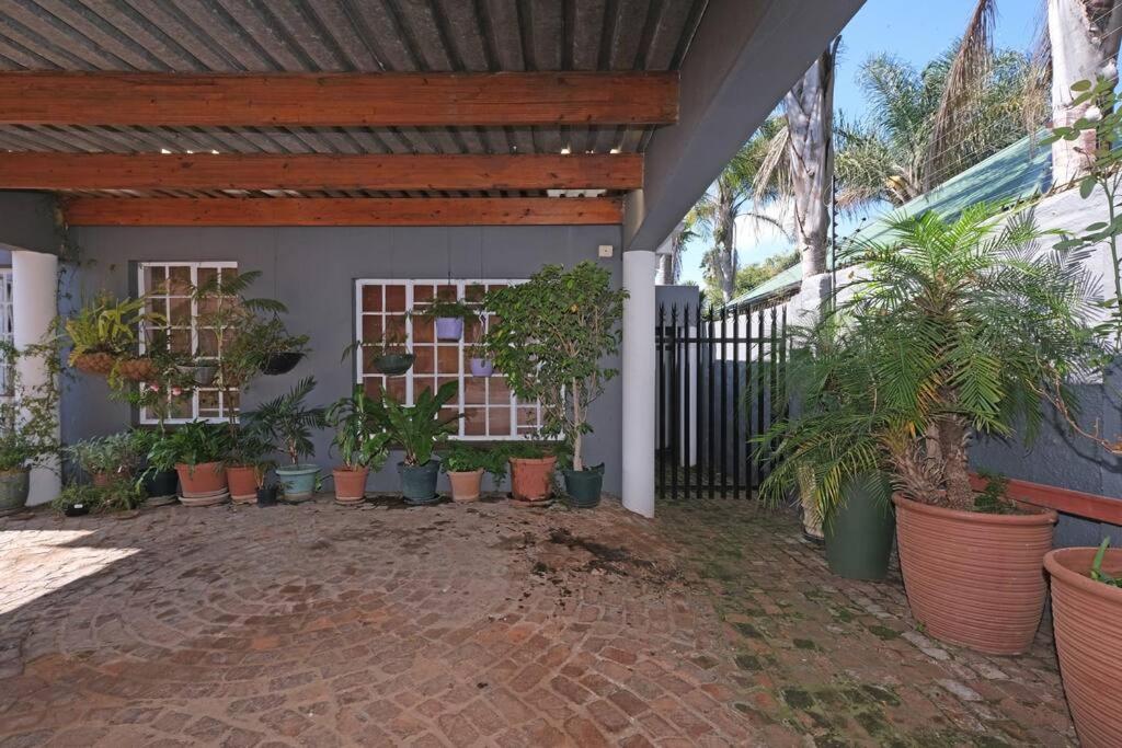 Sun Garden Cottage