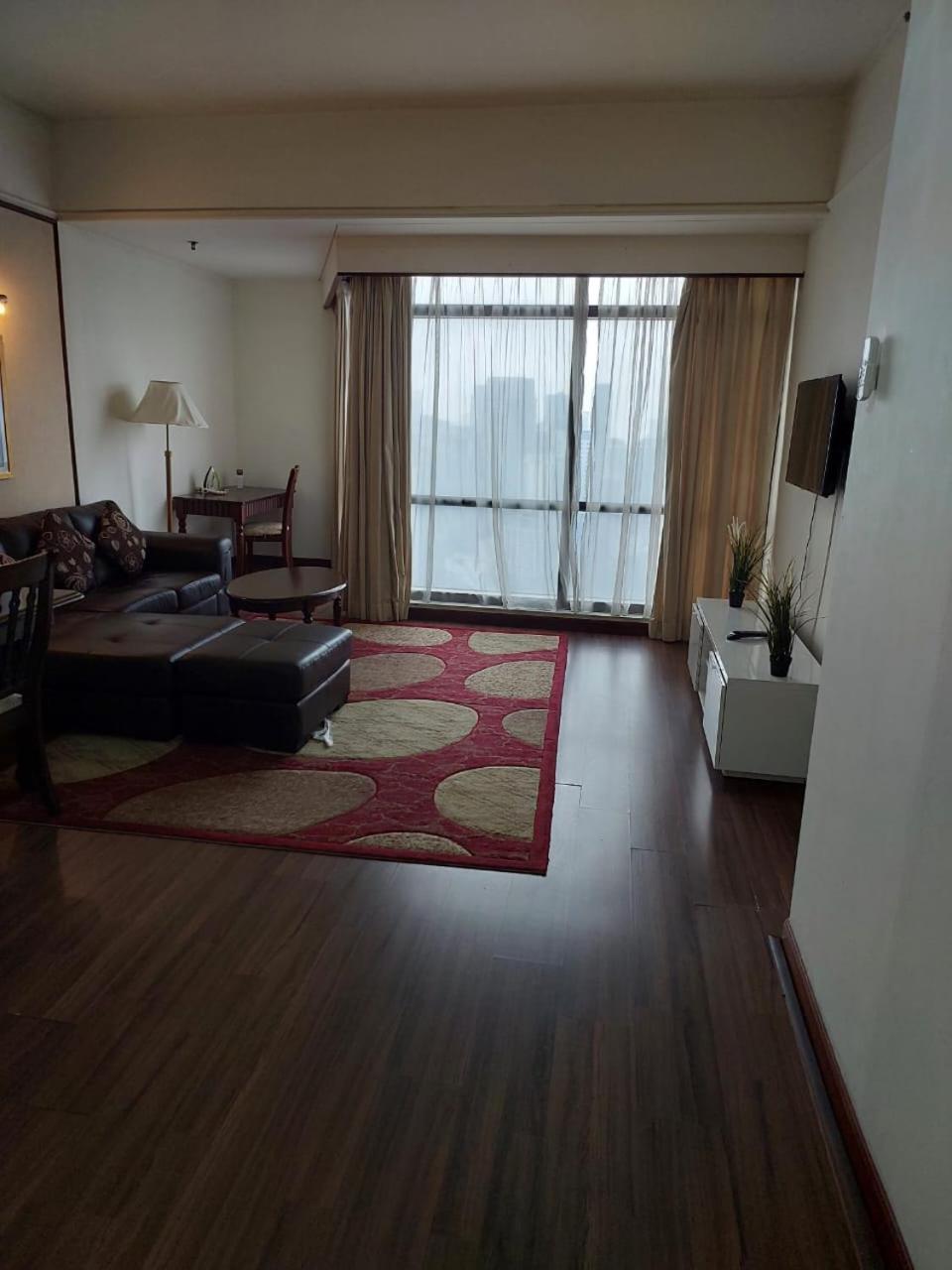 DOUBLE DELUXE APARTMENT AT BERJAYA TIMES SQUARE kL