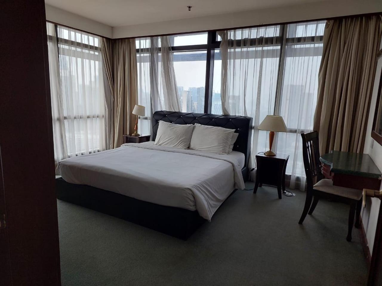 DOUBLE DELUXE APARTMENT AT BERJAYA TIMES SQUARE kL