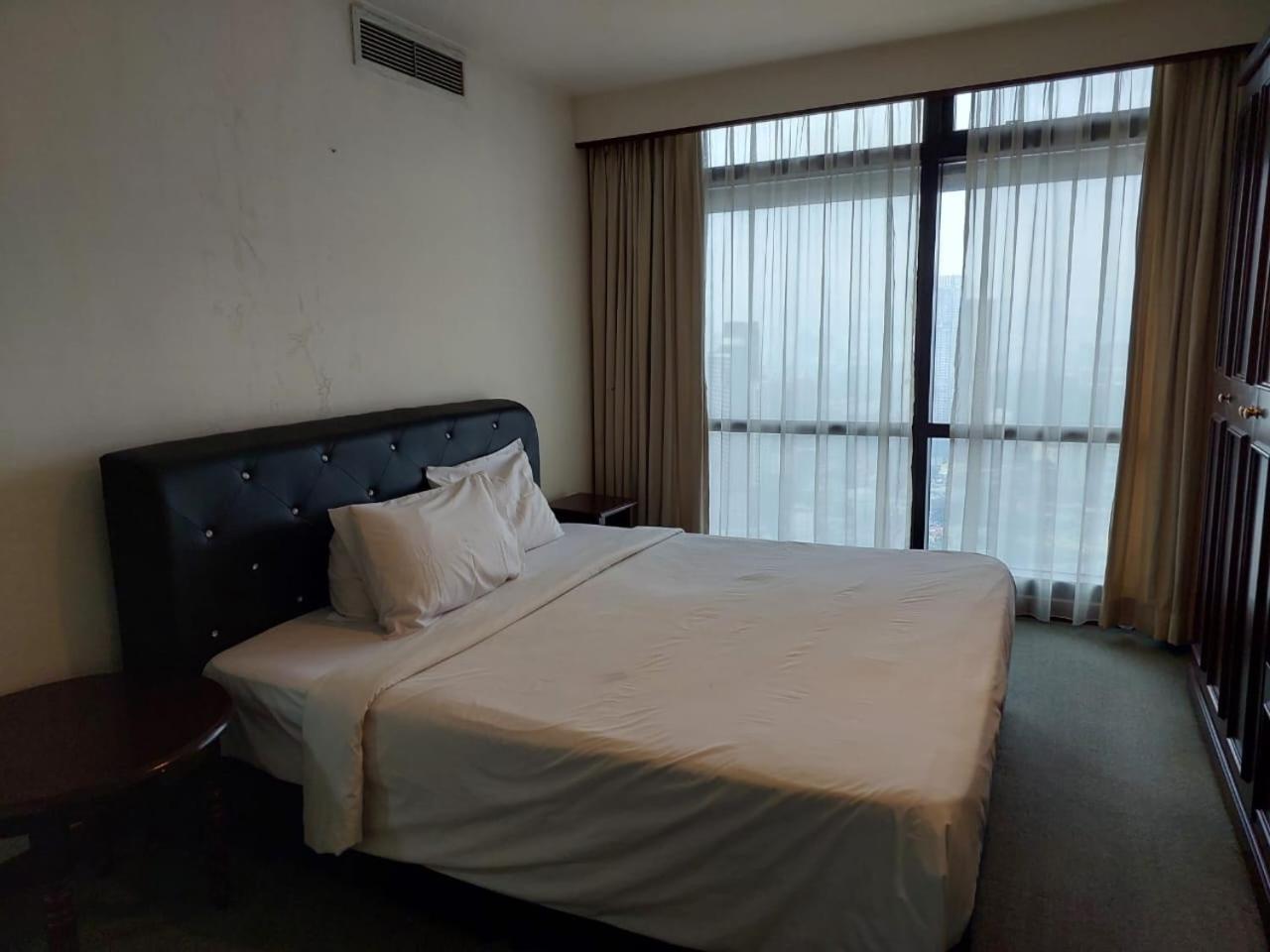 DOUBLE DELUXE APARTMENT AT BERJAYA TIMES SQUARE kL