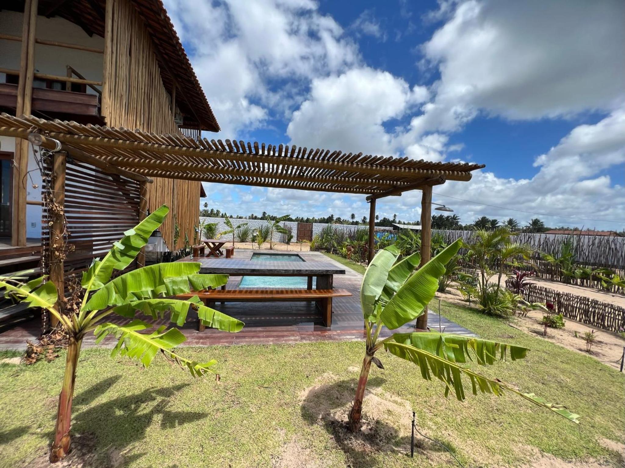 MONKEY BEACH HOUSE BRAZIL