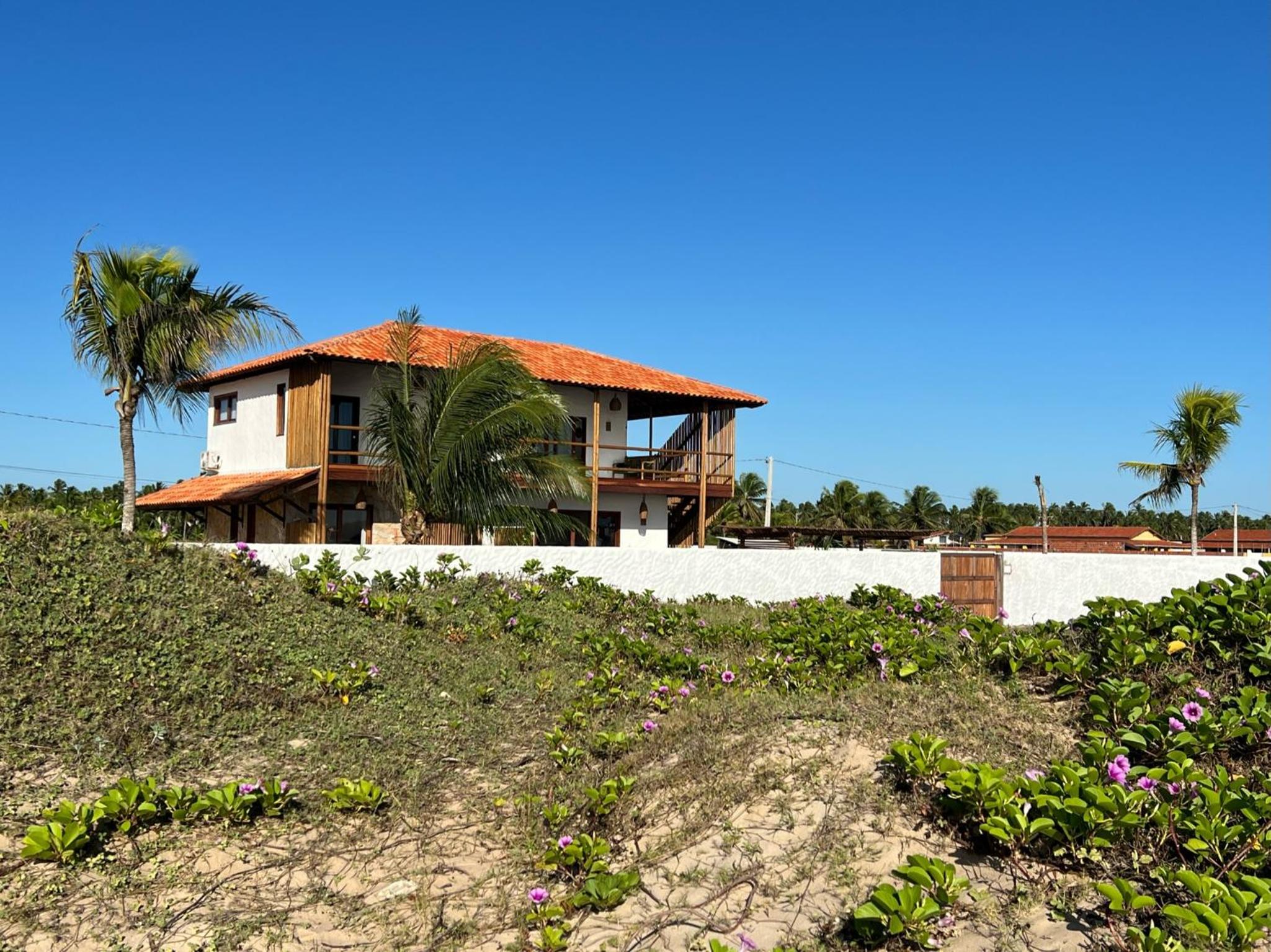 MONKEY BEACH HOUSE BRAZIL