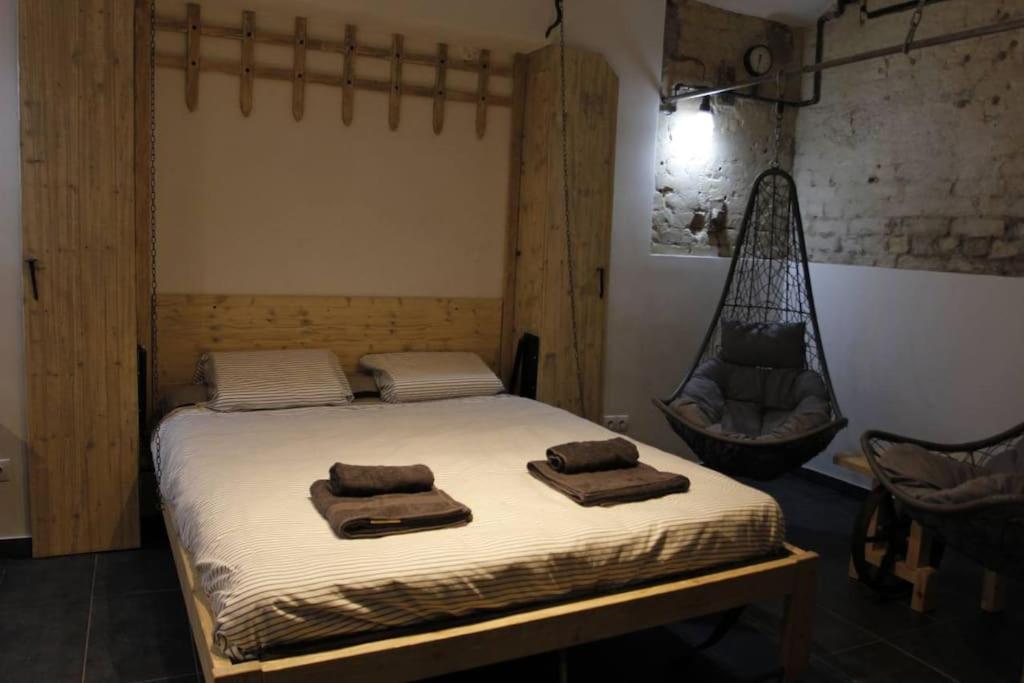 Hotel Apartments with private spa - Image 1