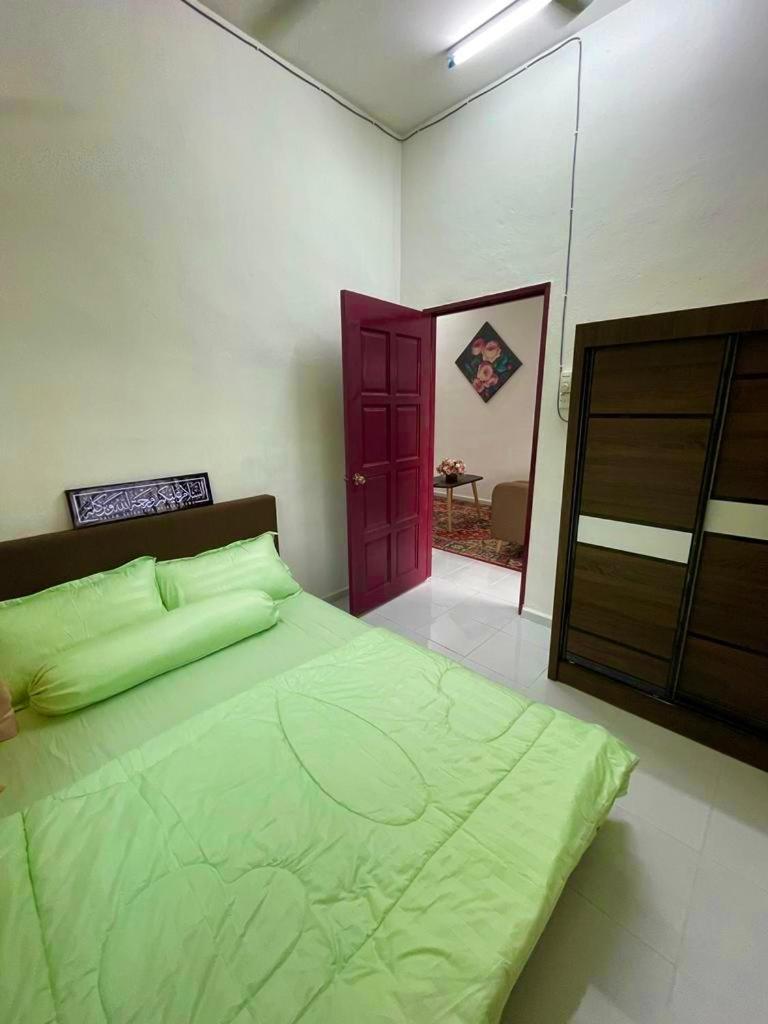Tok Abah Homestay Bukit Mertajam photo 2