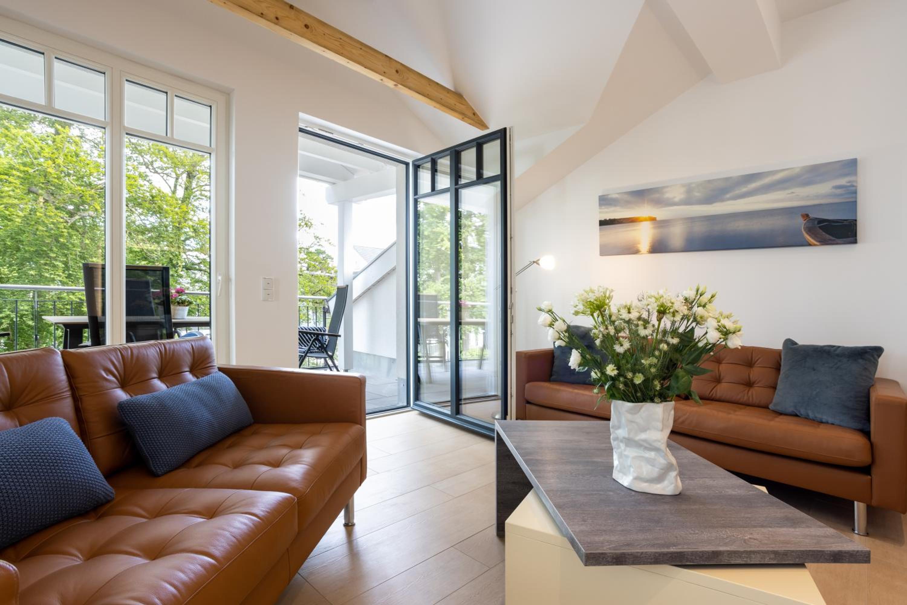 Villa Beatrice - WE 13 mit eigener Sauna, 2 Dachterrassen, kleiner Meerblick