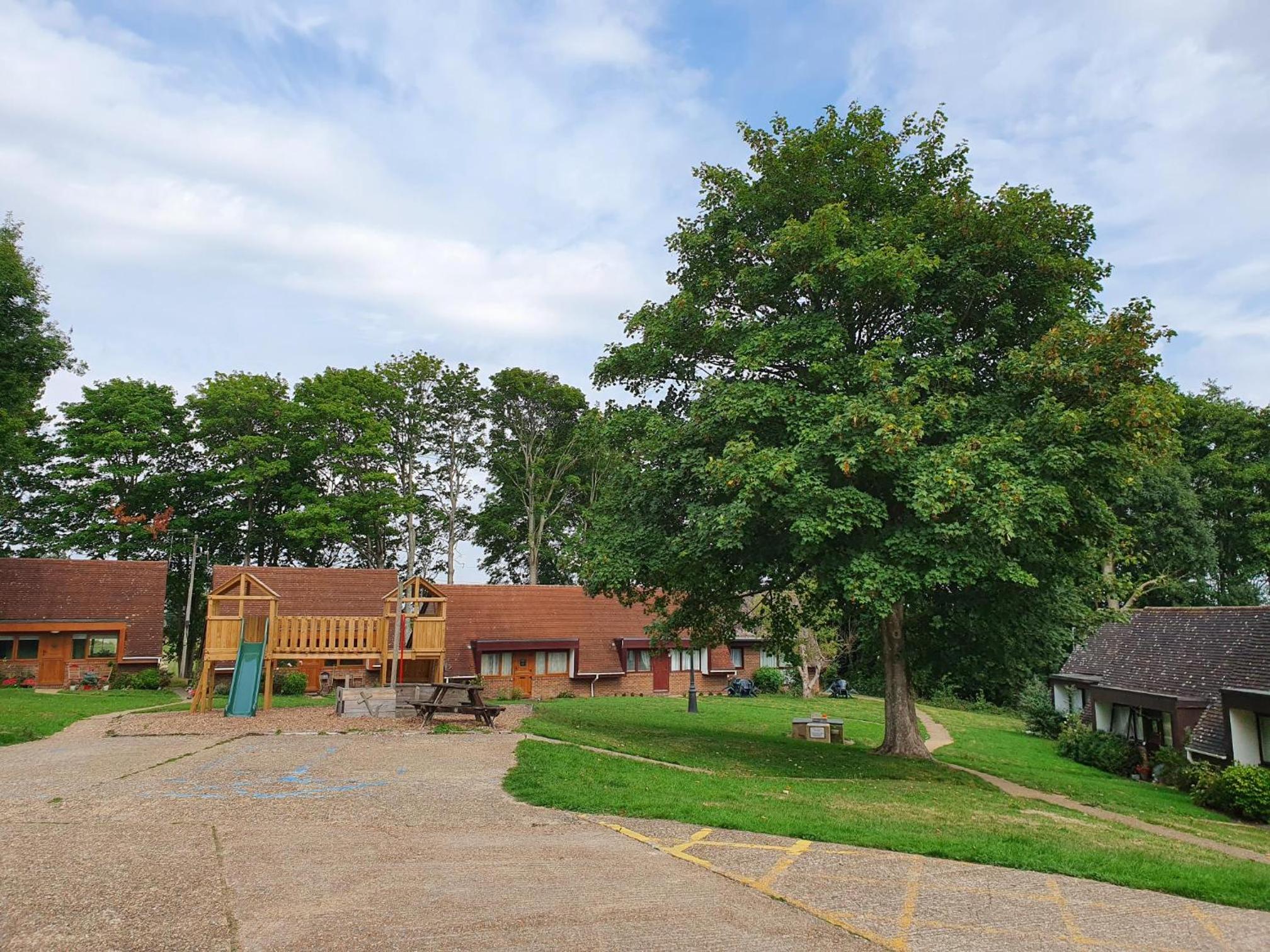Glyndley Manor Cottages view 4
