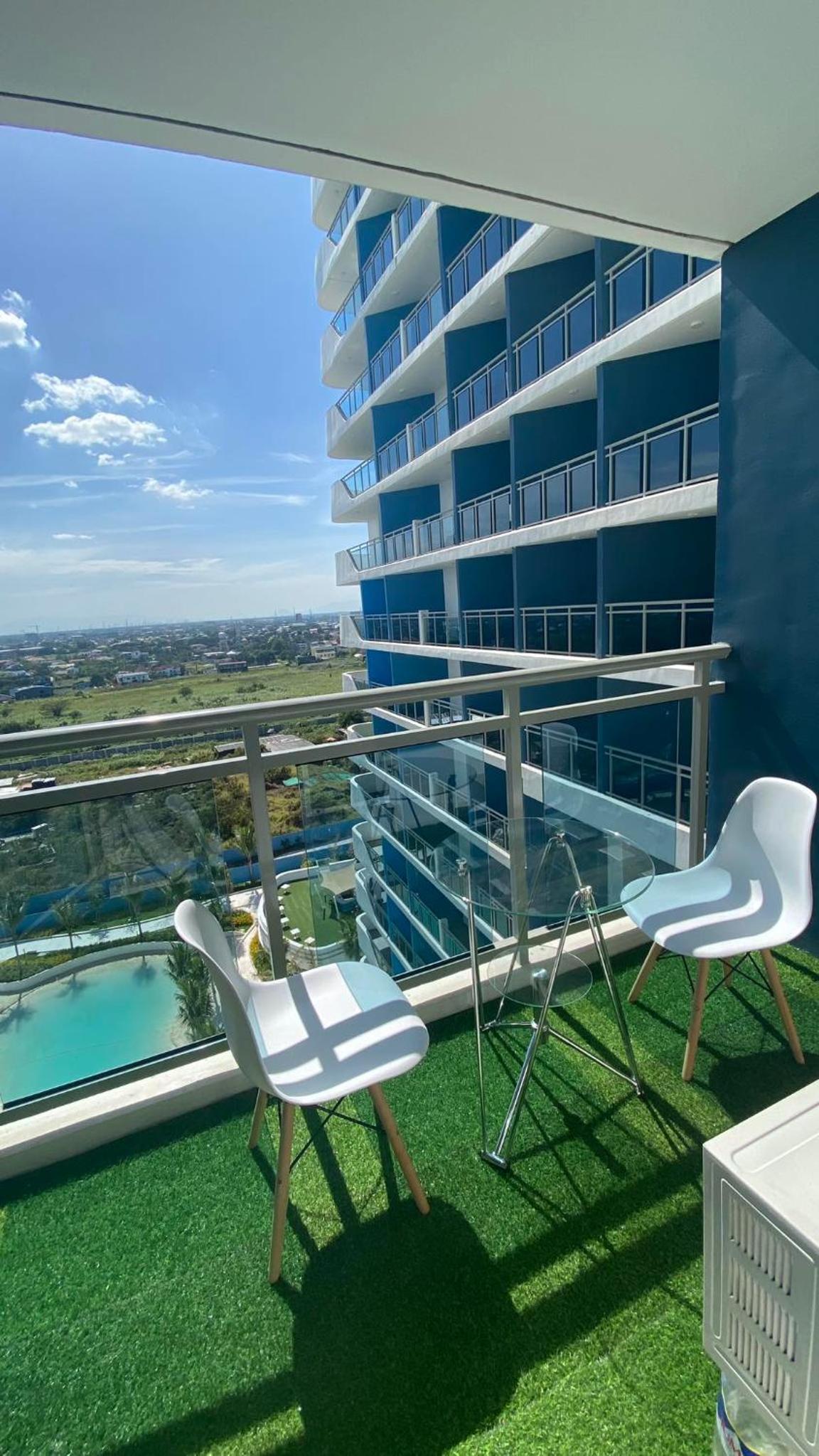 LeisureStay Studio - Azure North by THE BALI CORNER AT AZURE NORTH, Wave Pool and Man-made beach view