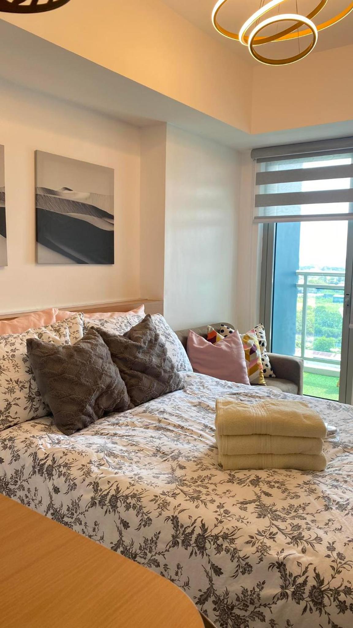 LeisureStay Studio - Azure North by THE BALI CORNER AT AZURE NORTH, Wave Pool and Man-made beach view