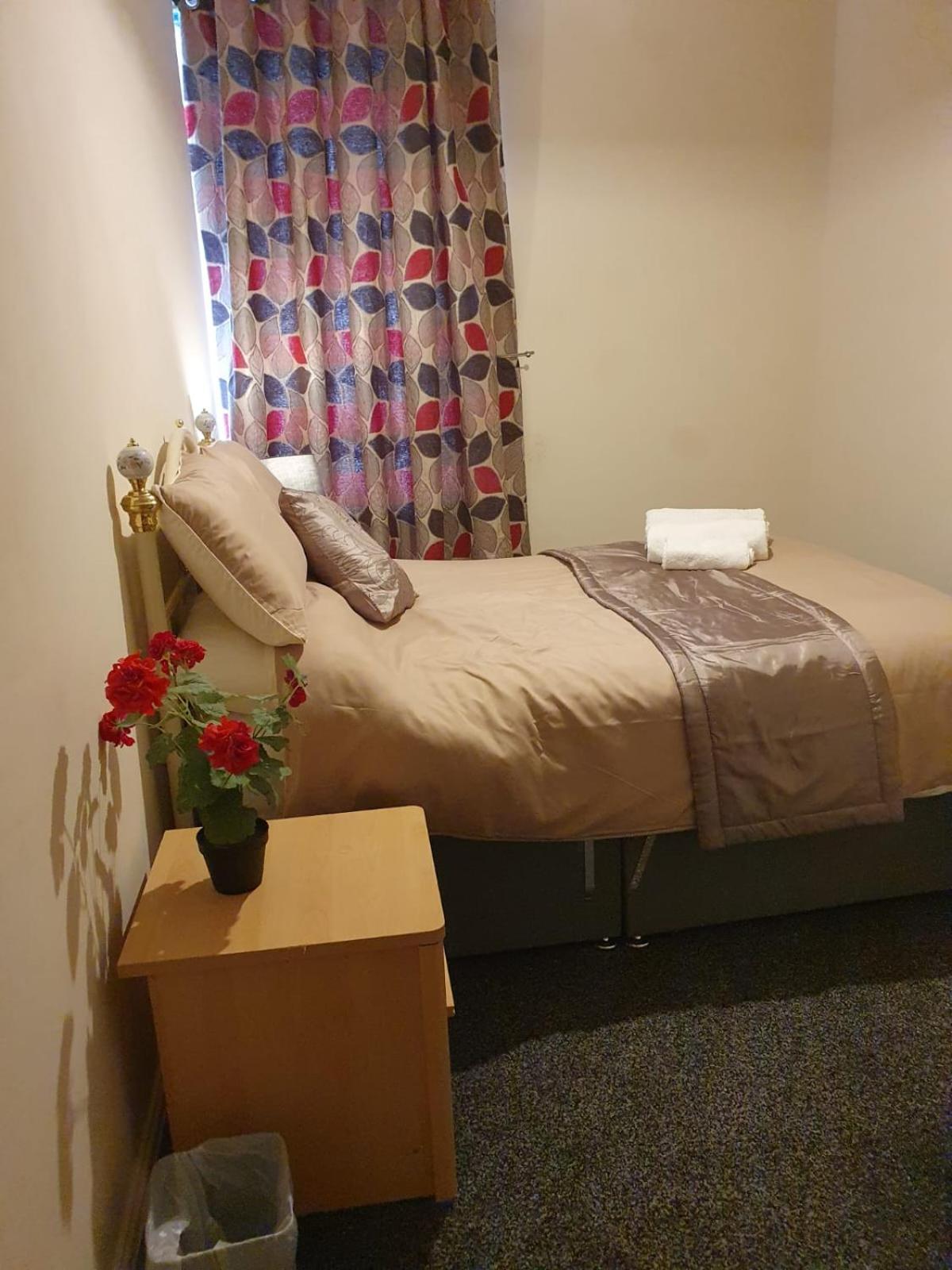 Blackpool Central Apartments 2 Bedroom FF view 2