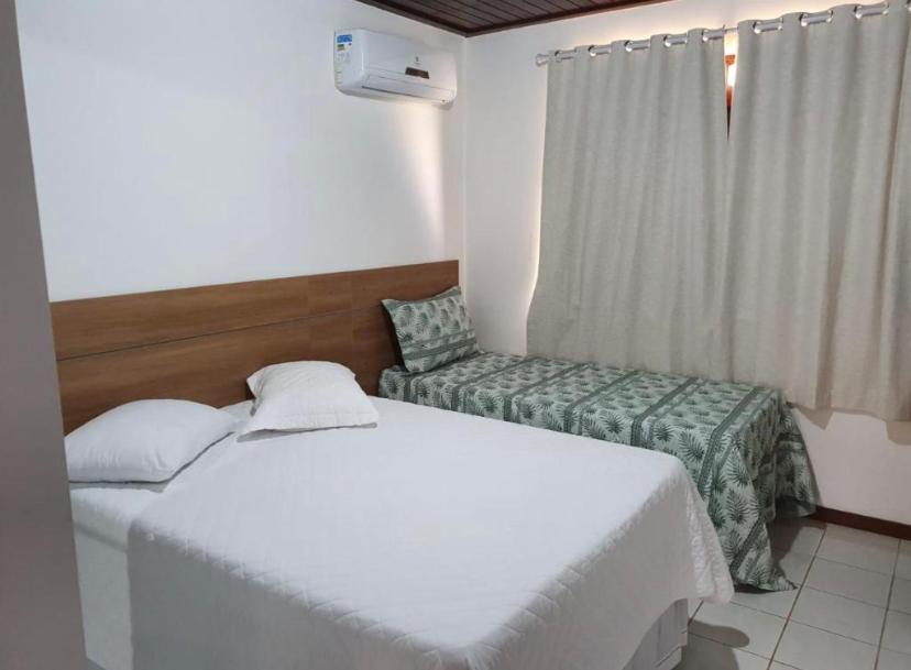 Guarajuba - casa em condomínio corais a 200 metros da praia